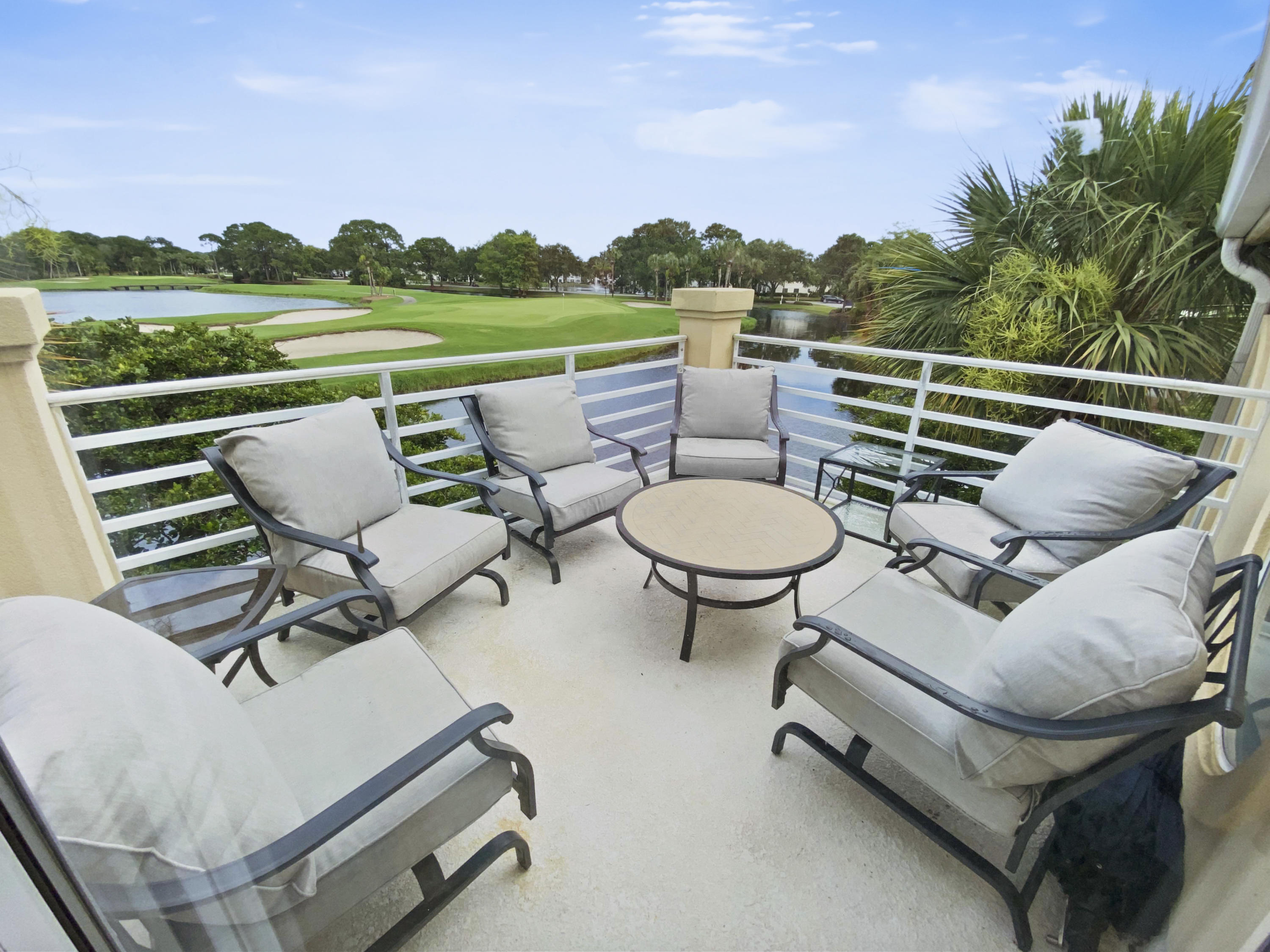 NORTH SHORE T/H - Residential