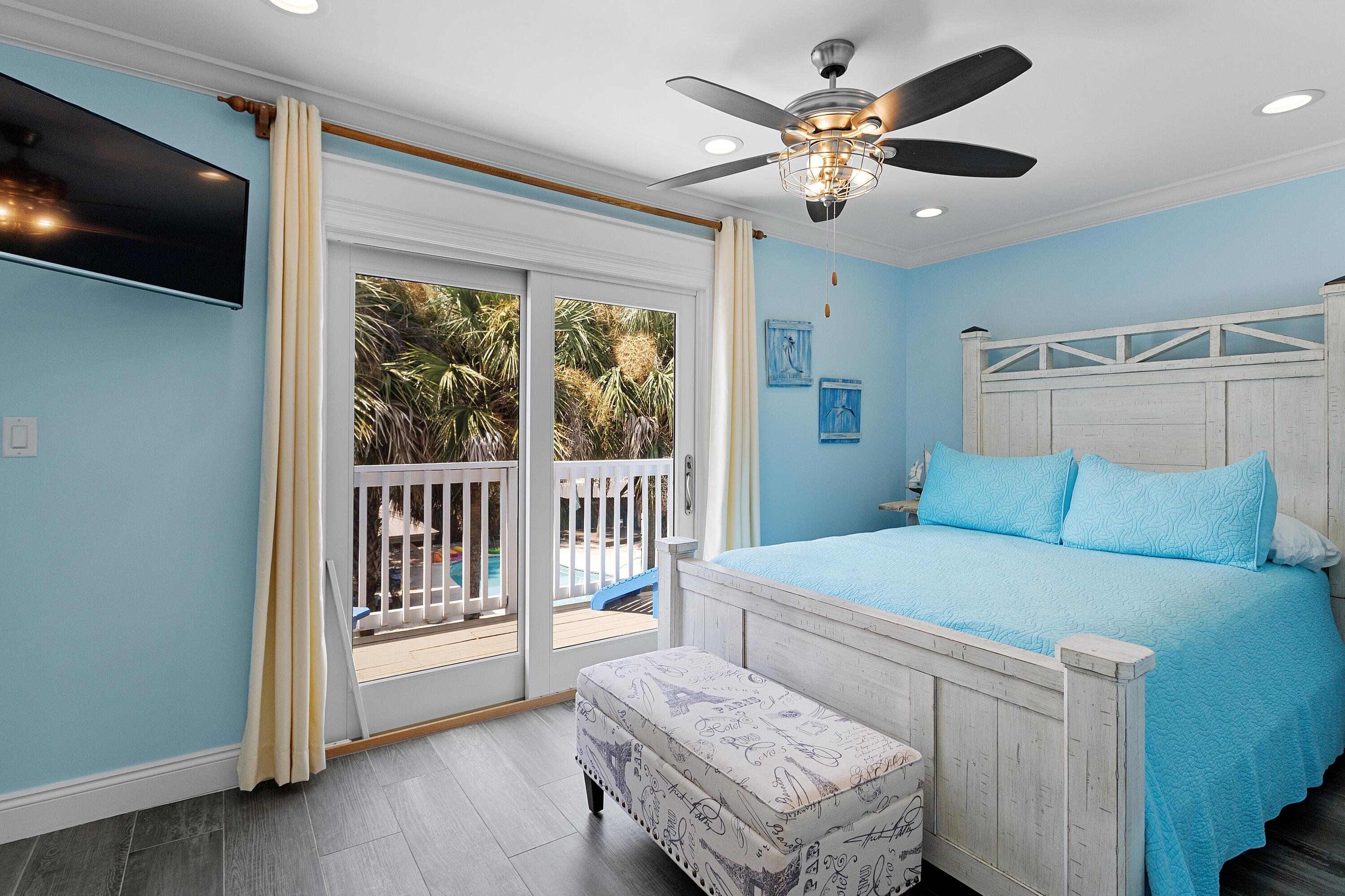 SANDCASTLES BY THE SEA T/H PH 1 - Residential Lease