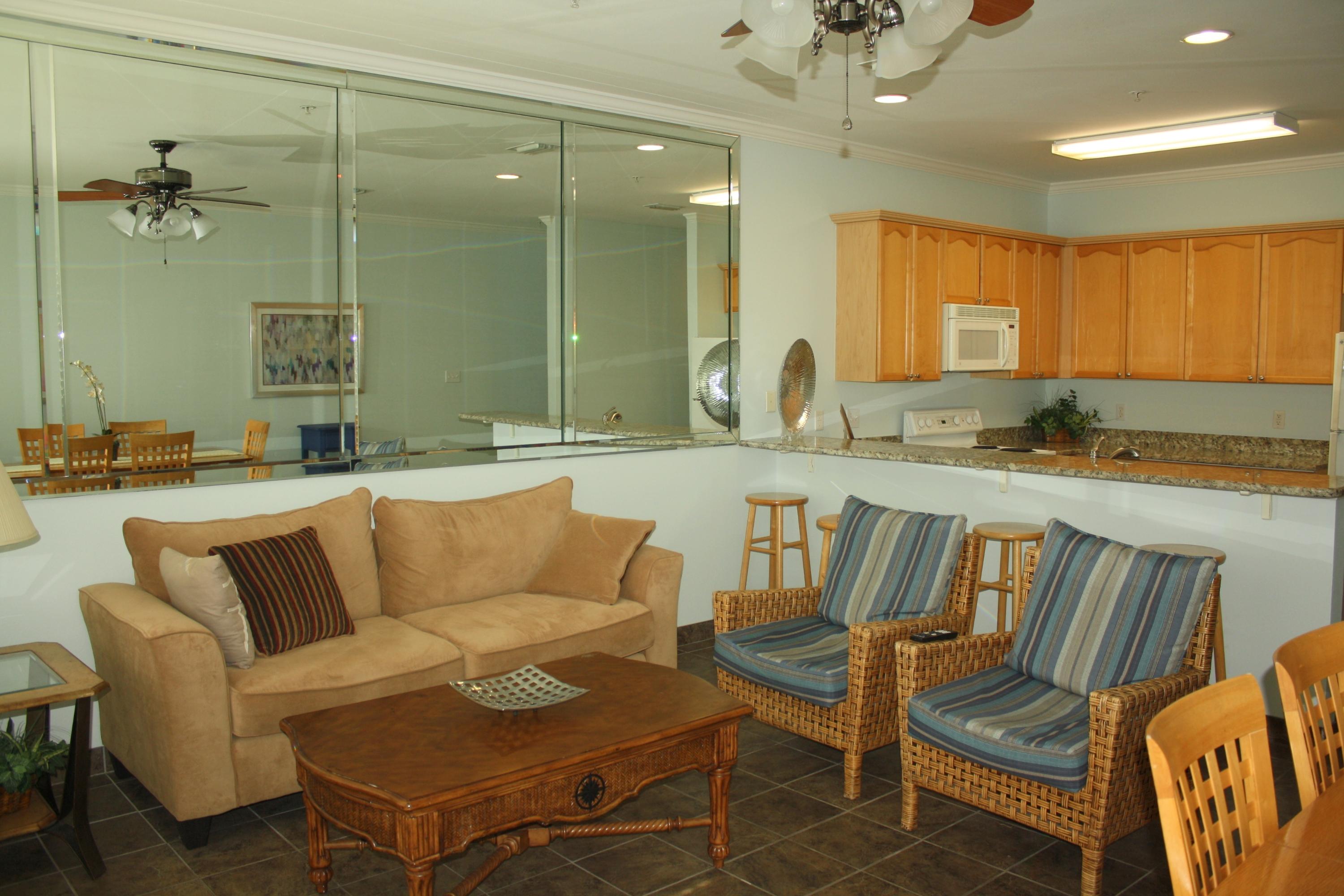 Royal Seaesta - Residential