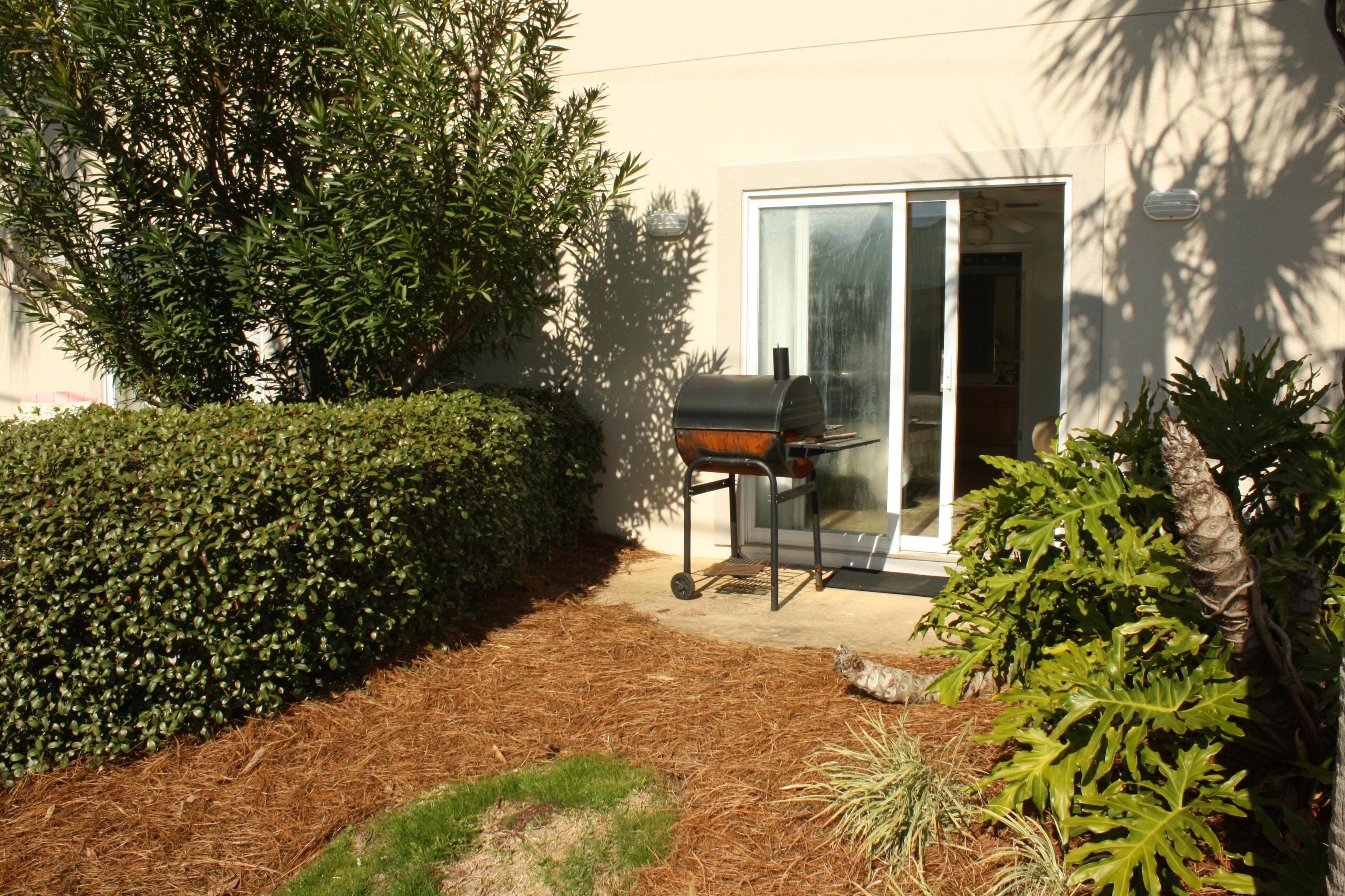 Royal Seaesta - Residential