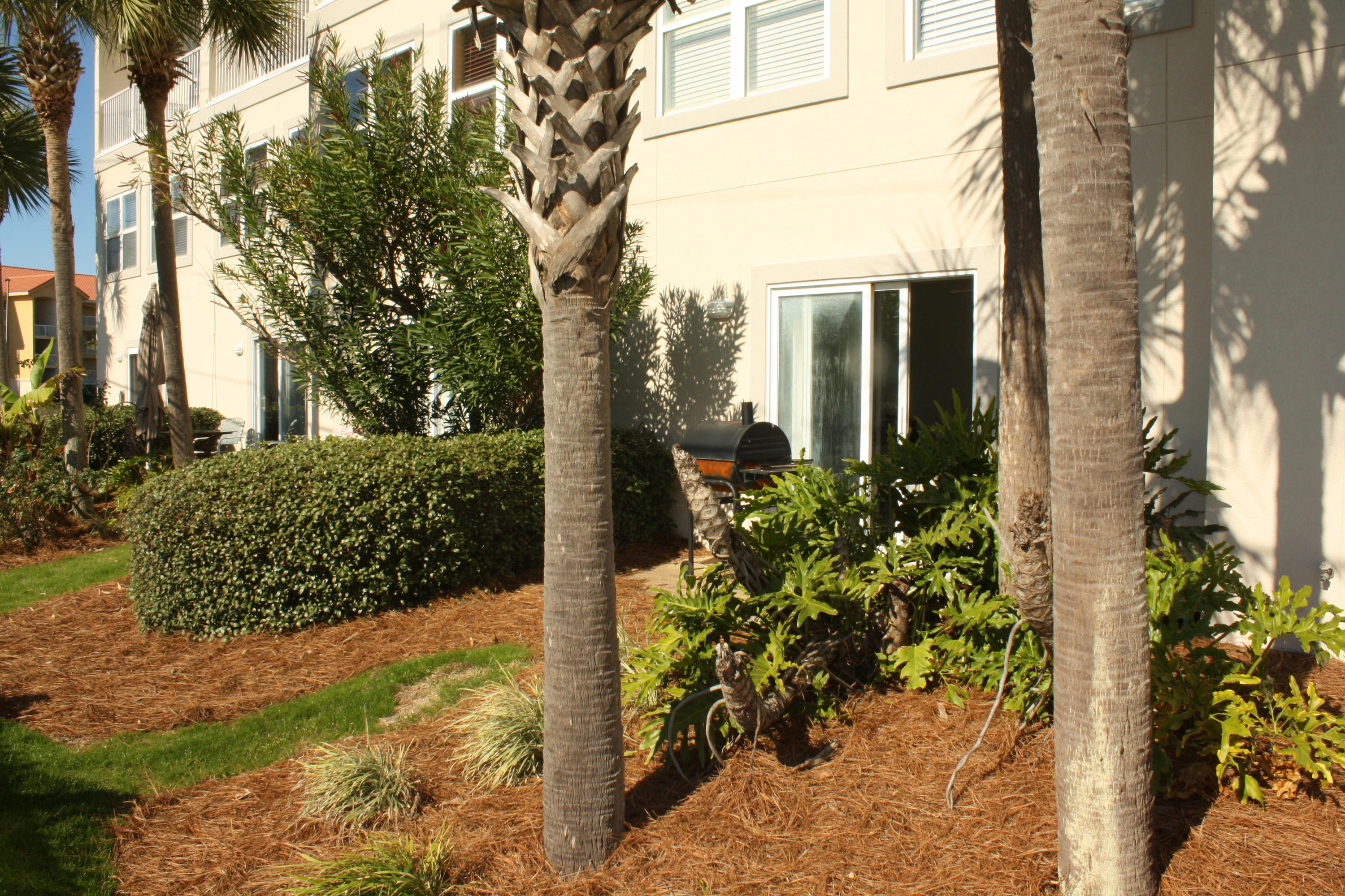 Royal Seaesta - Residential