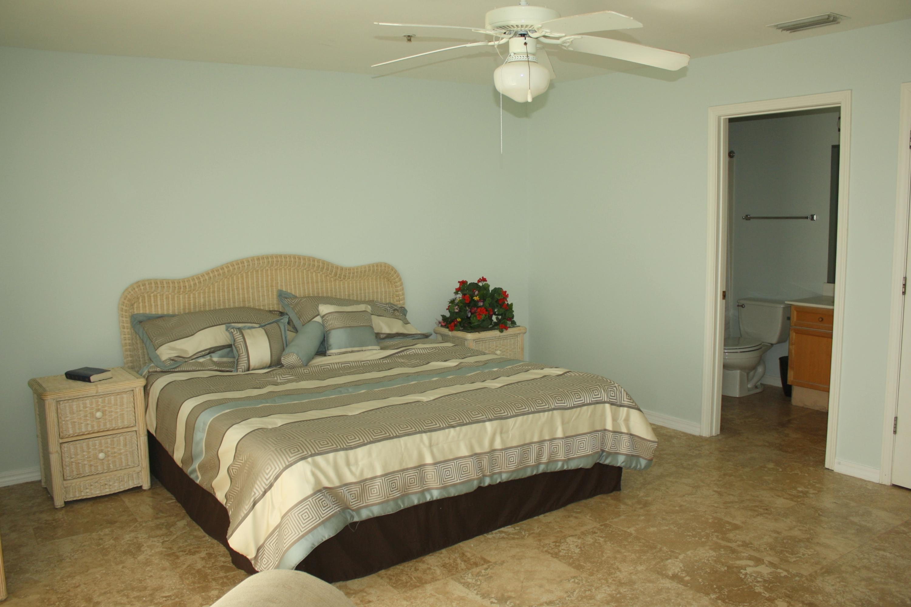 Royal Seaesta - Residential