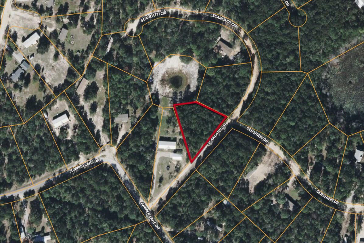 0.84 Acres At Juniper Lake! Peace and quiet of rural living just feet away from Juniper Lake! Close to all amenities and beaches. Convenience of nearby Pensacola, Tallahassee, Destin Beaches and Panama City Beach as well as shopping, dining, and entertainment. Just 53 minutes from beautiful James Lee Beach in Destin! No HOA, Water-Tap fee due, septic needed. Power at Road.