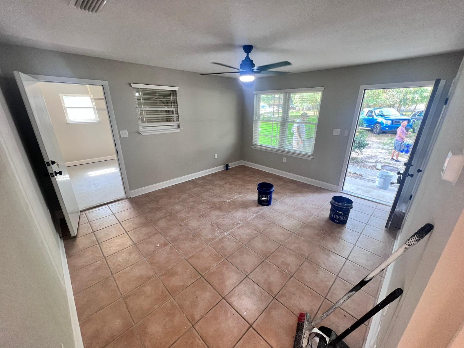 CRESTVIEW - Residential