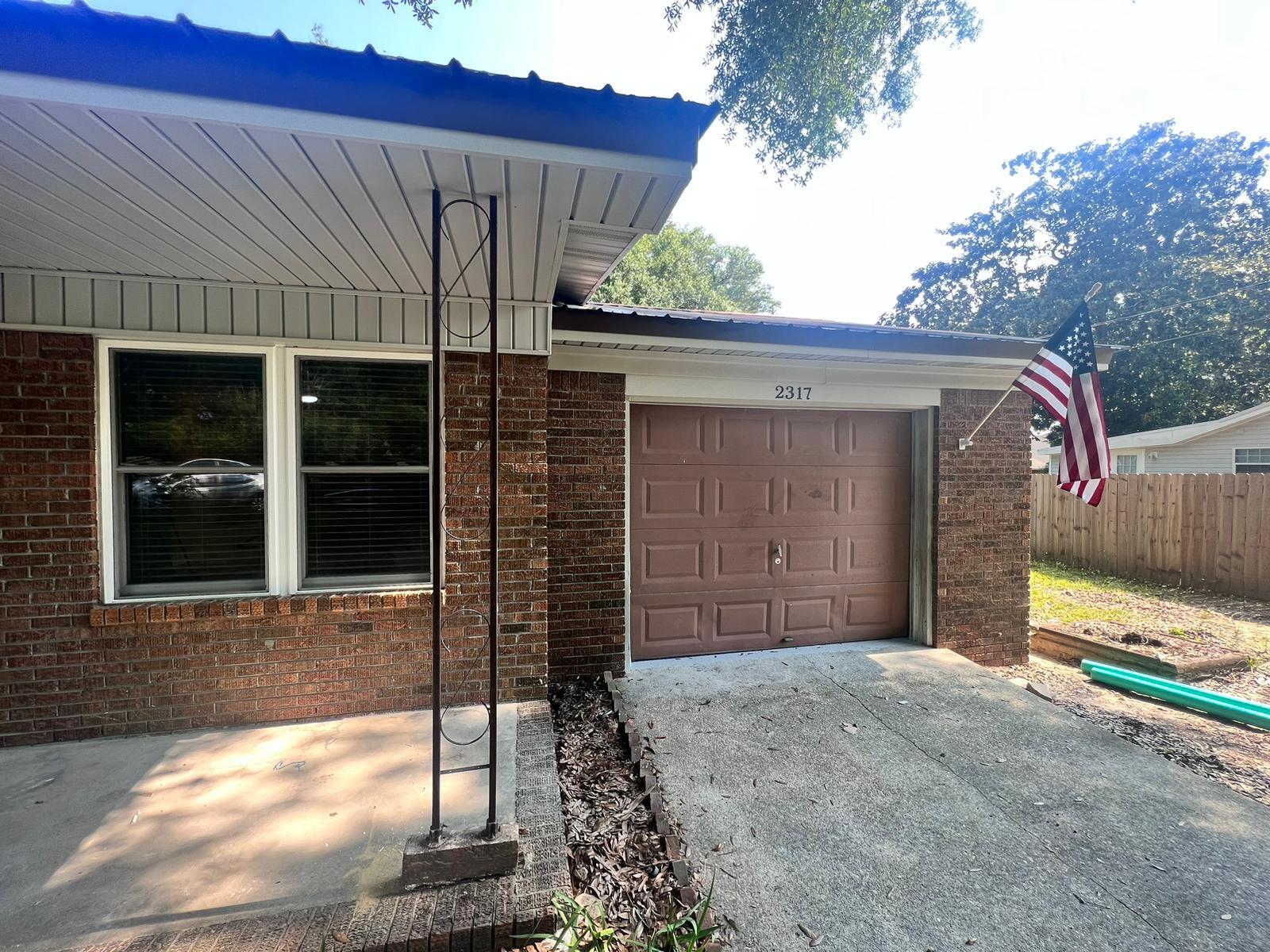 CRESTVIEW - Residential