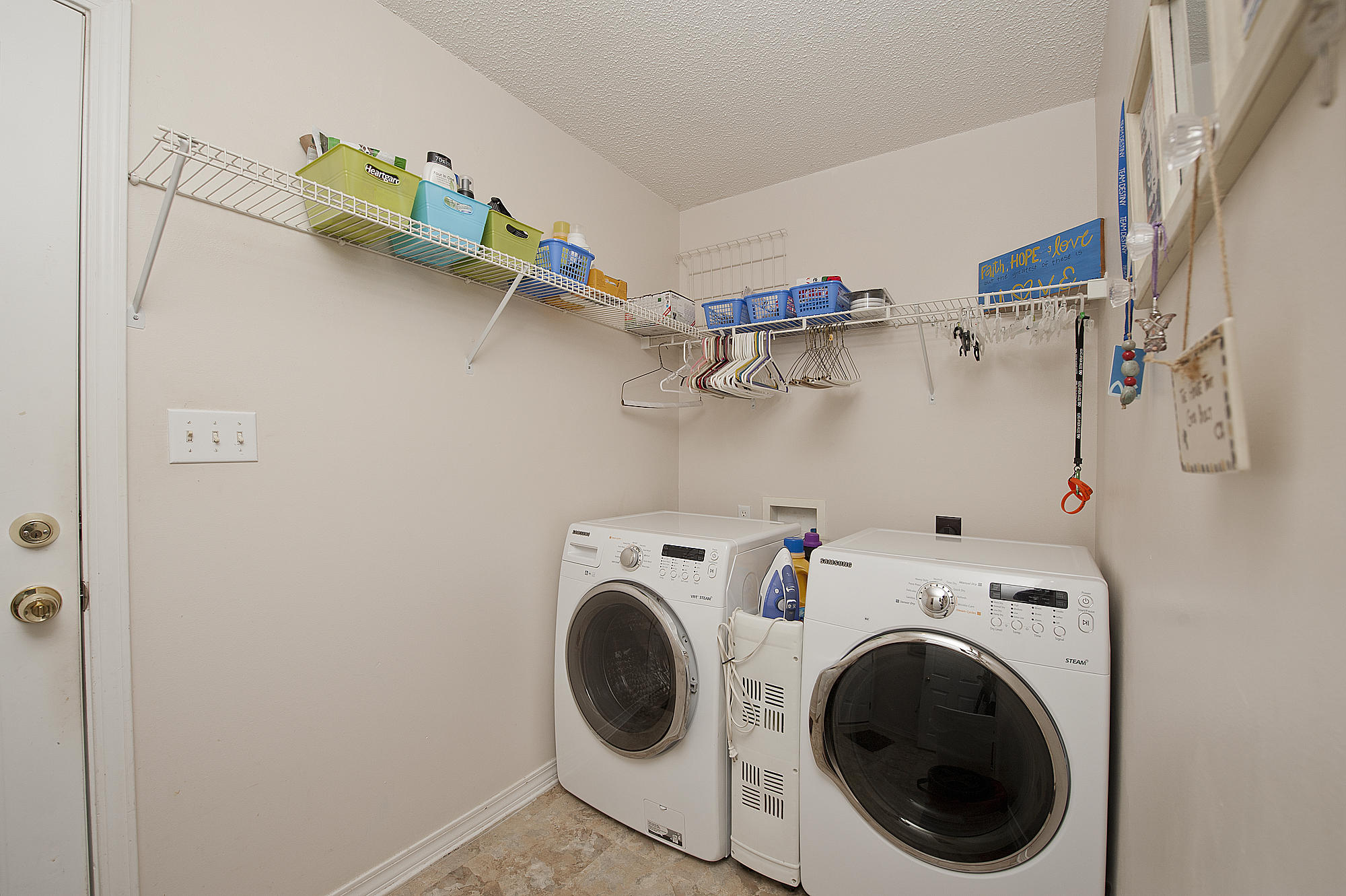 MACK BAYOU POINTE - Residential