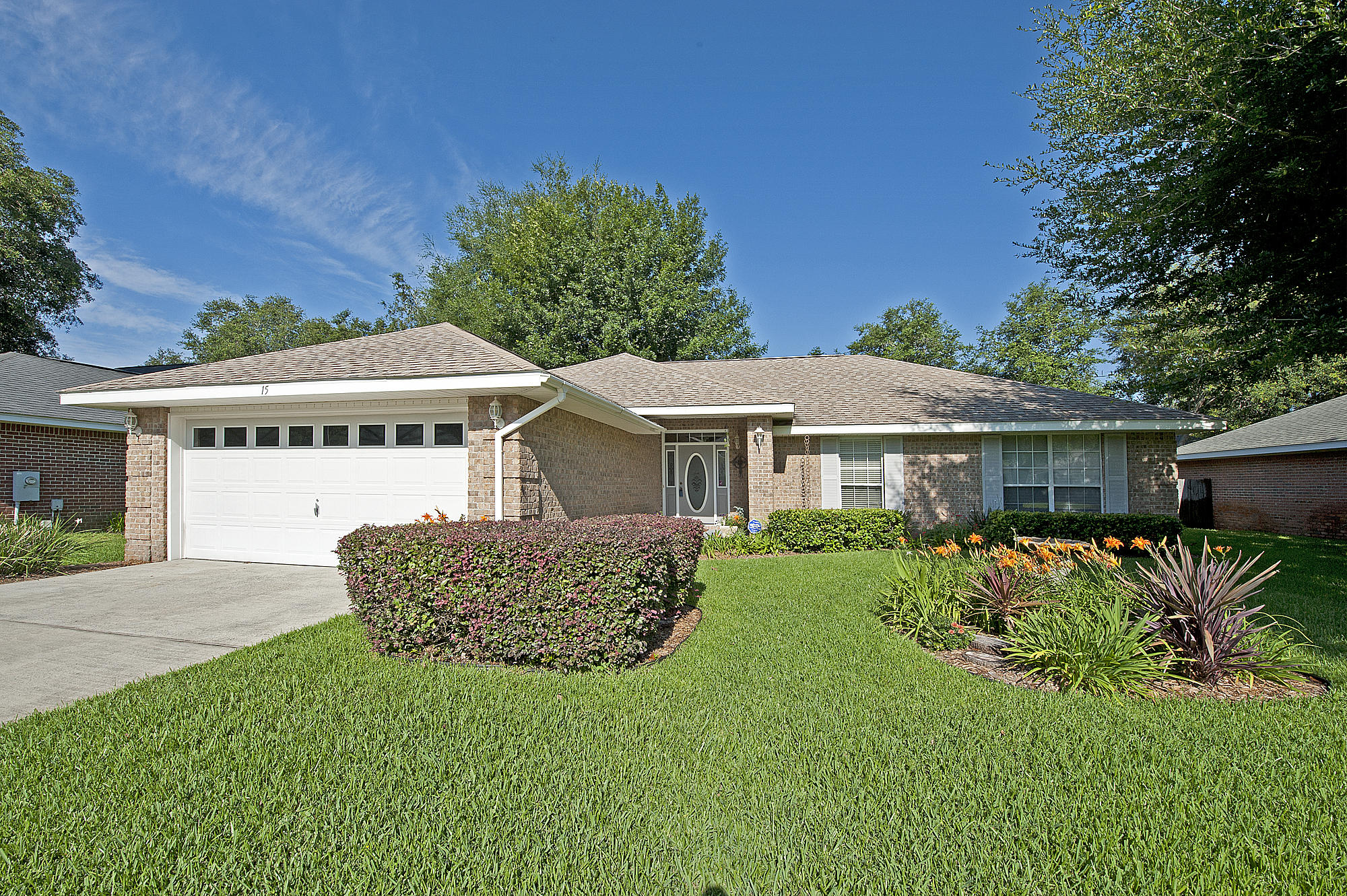 MACK BAYOU POINTE - Residential