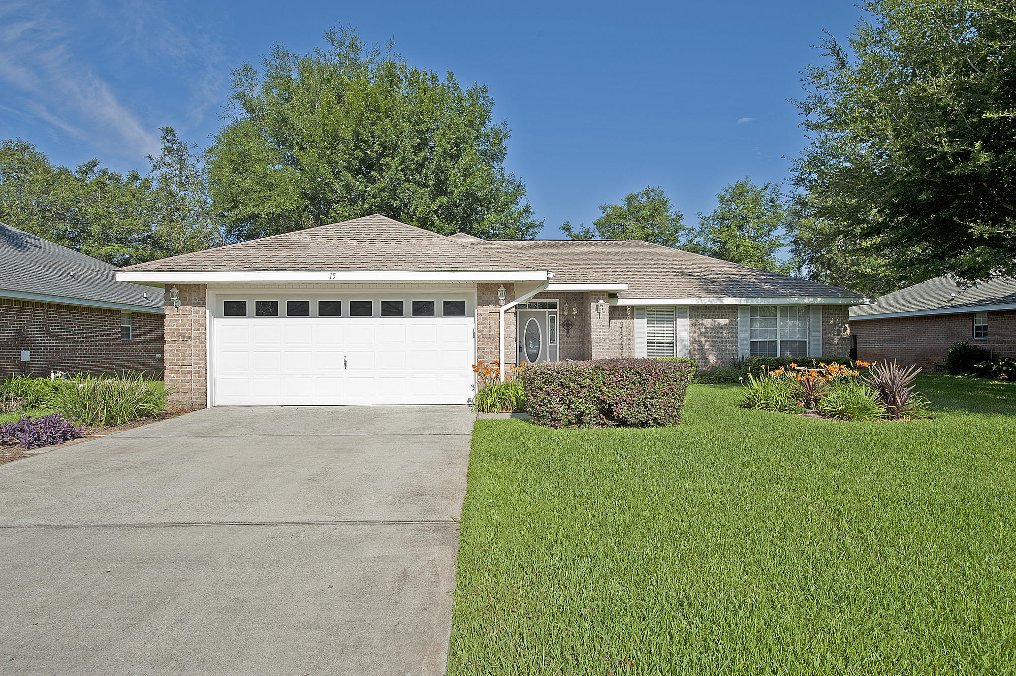 MACK BAYOU POINTE - Residential