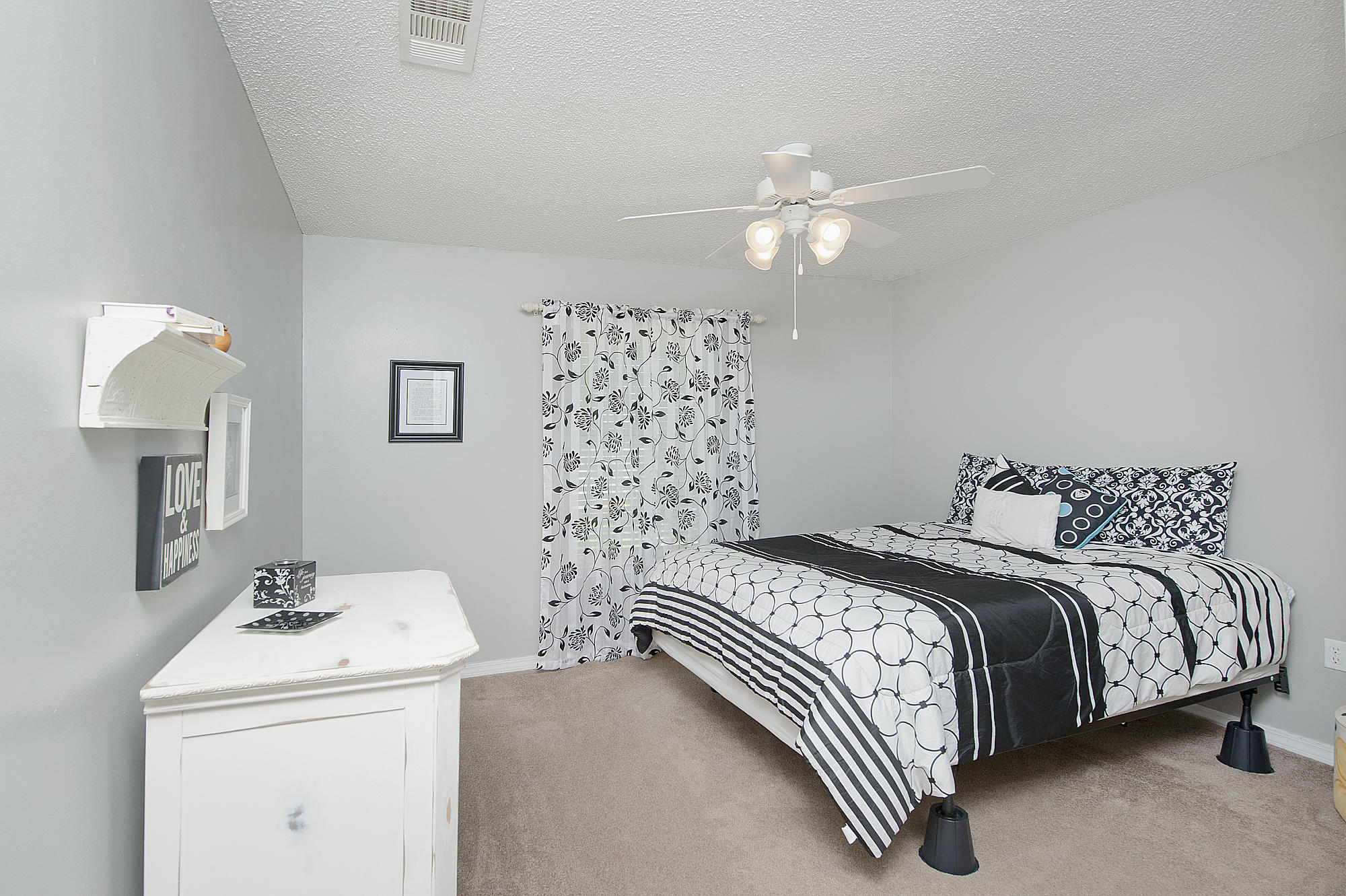 MACK BAYOU POINTE - Residential