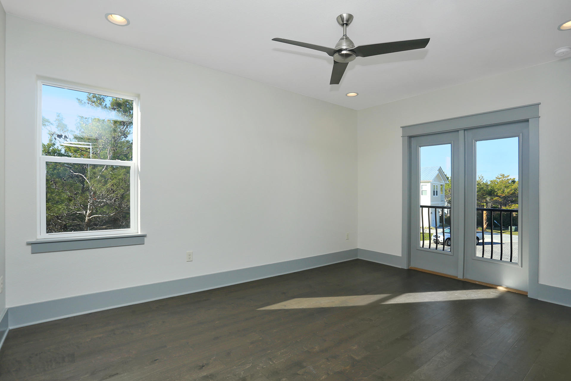 FRANGISTA BEACH 2ND ADDN - Residential