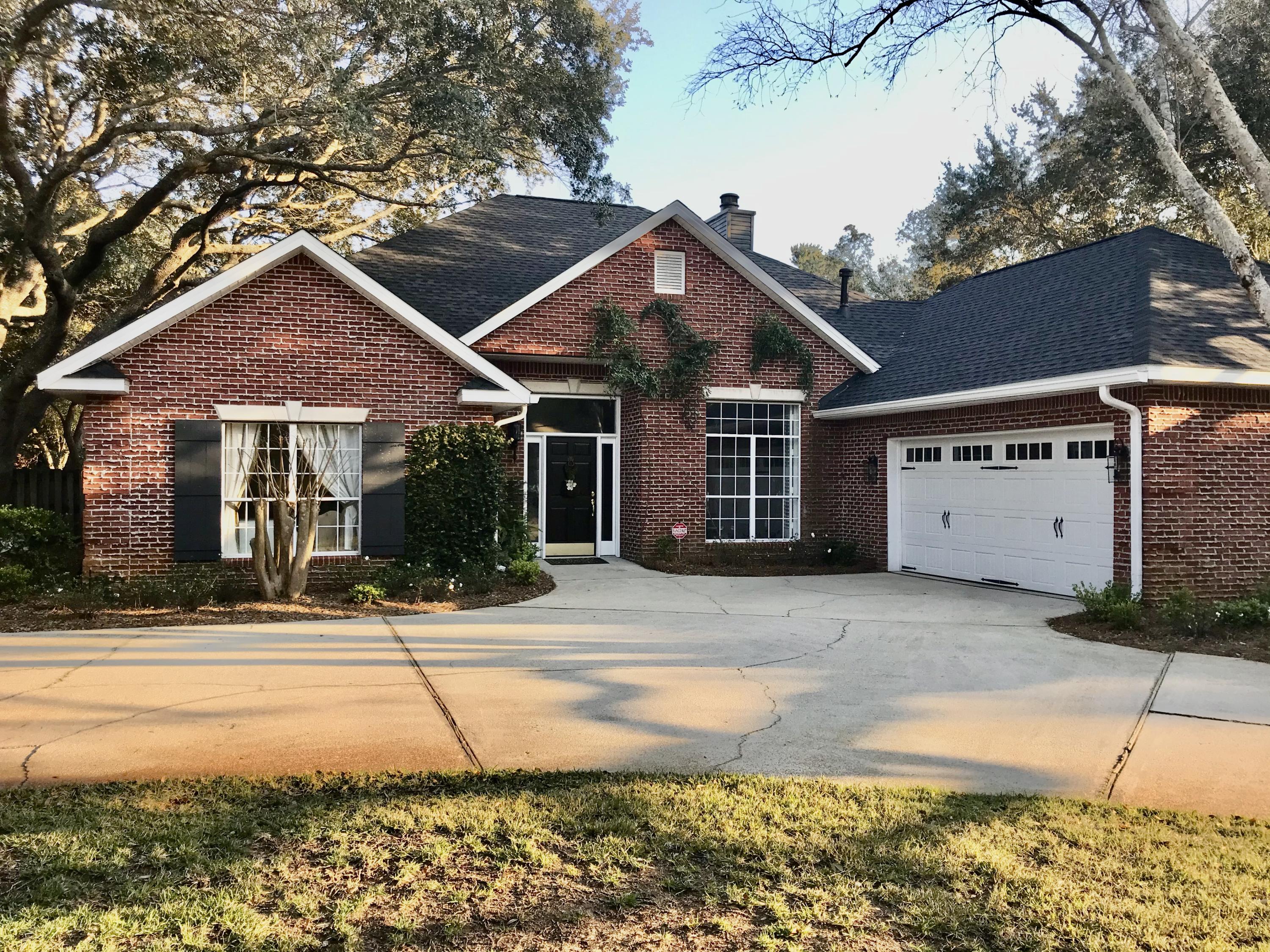 WINDSOR FOREST - Residential