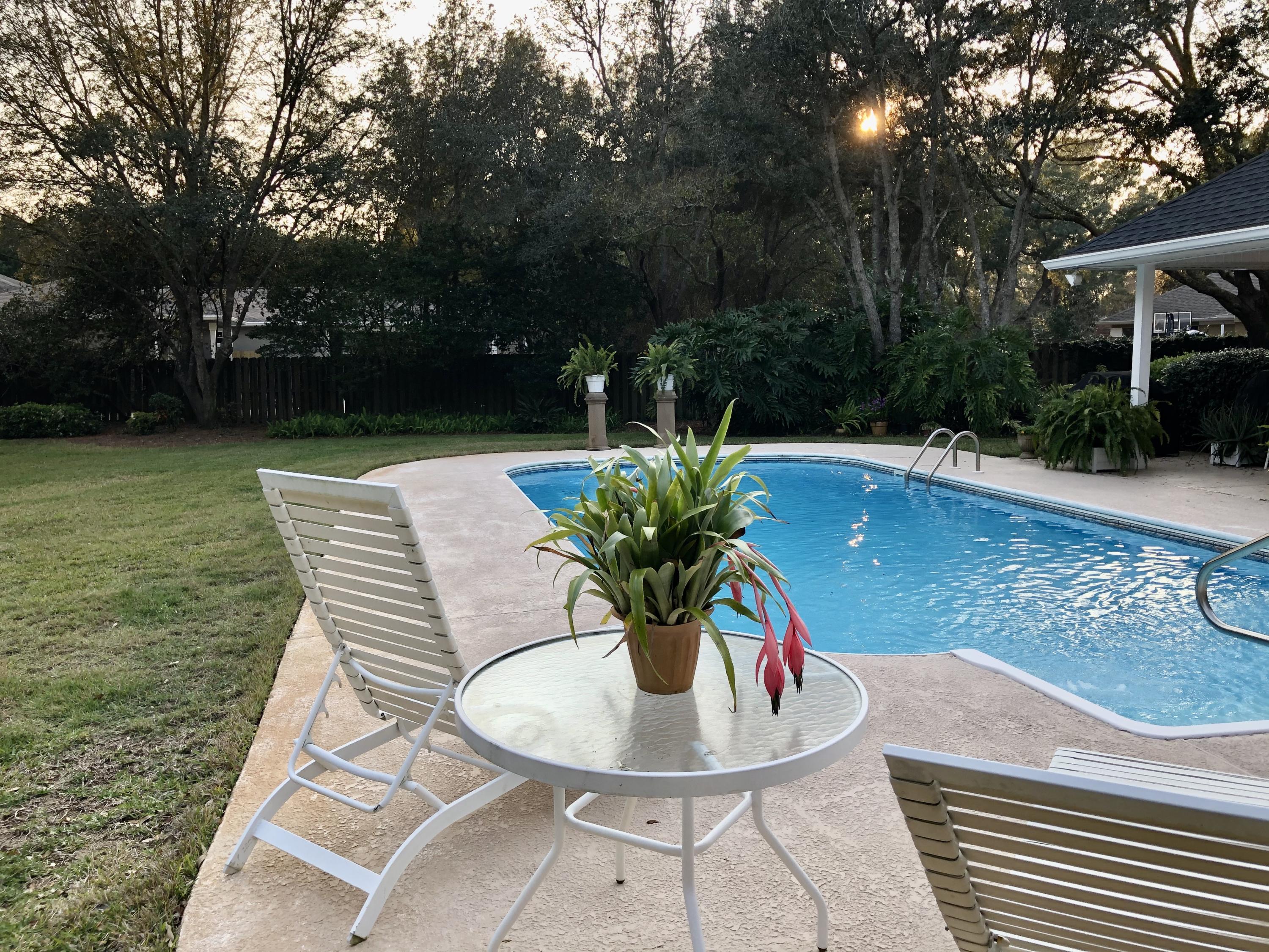 WINDSOR FOREST - Residential