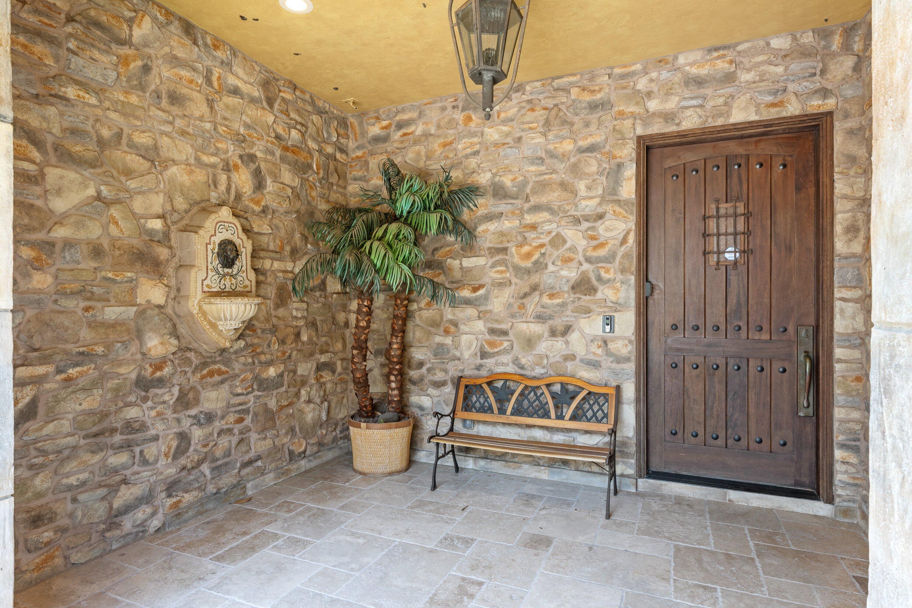 TUSCANA - Residential