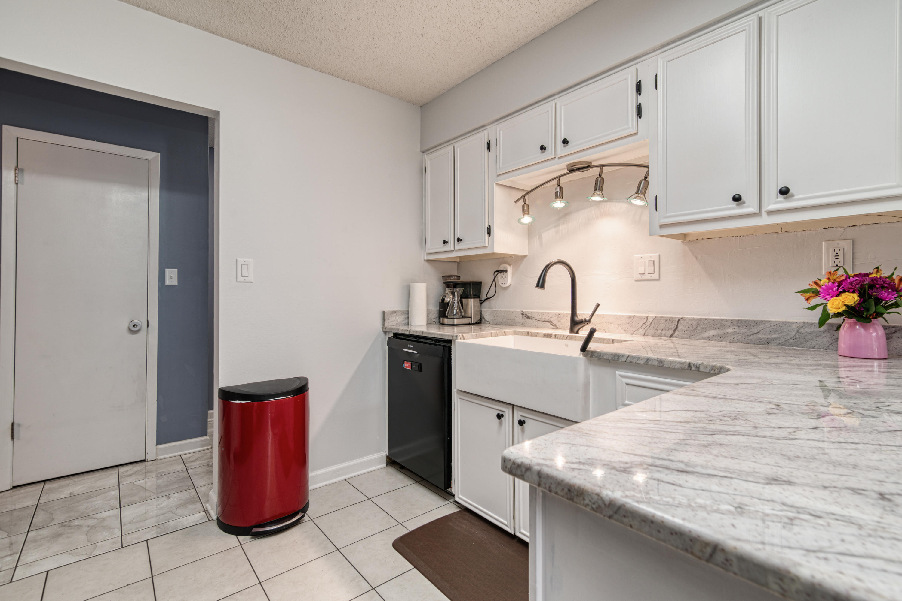 BLUEWATER BAY VILLAGE 1B - Residential