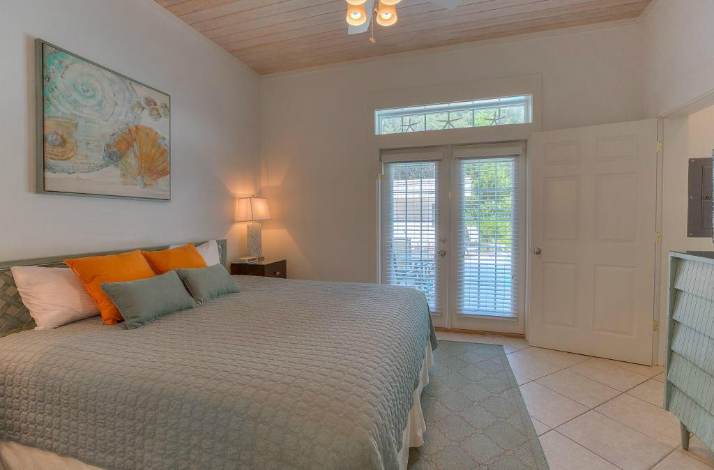 SEAGROVE 3RD ADDN - Residential