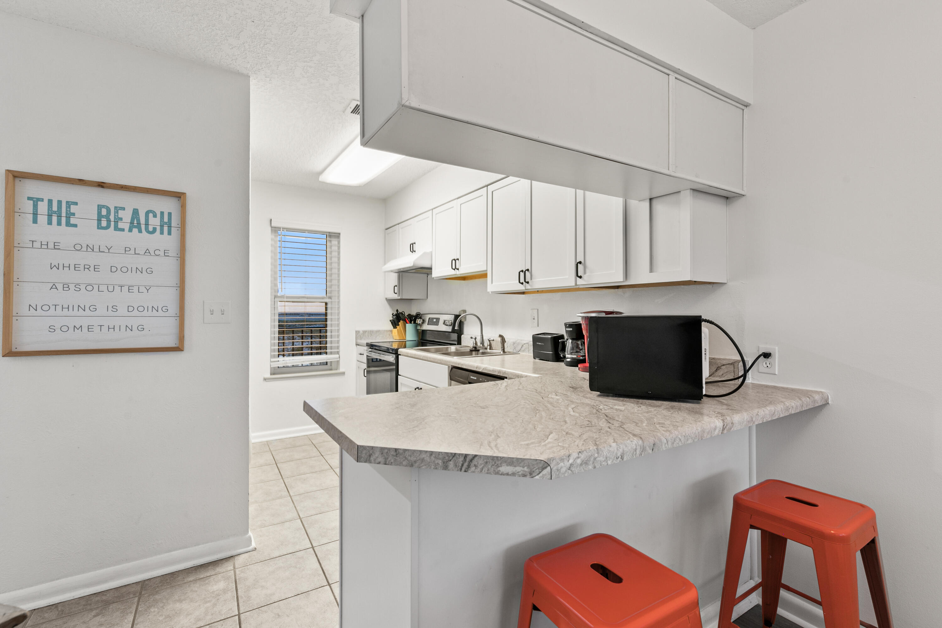POOLSIDE VILLAS CONDO - Residential