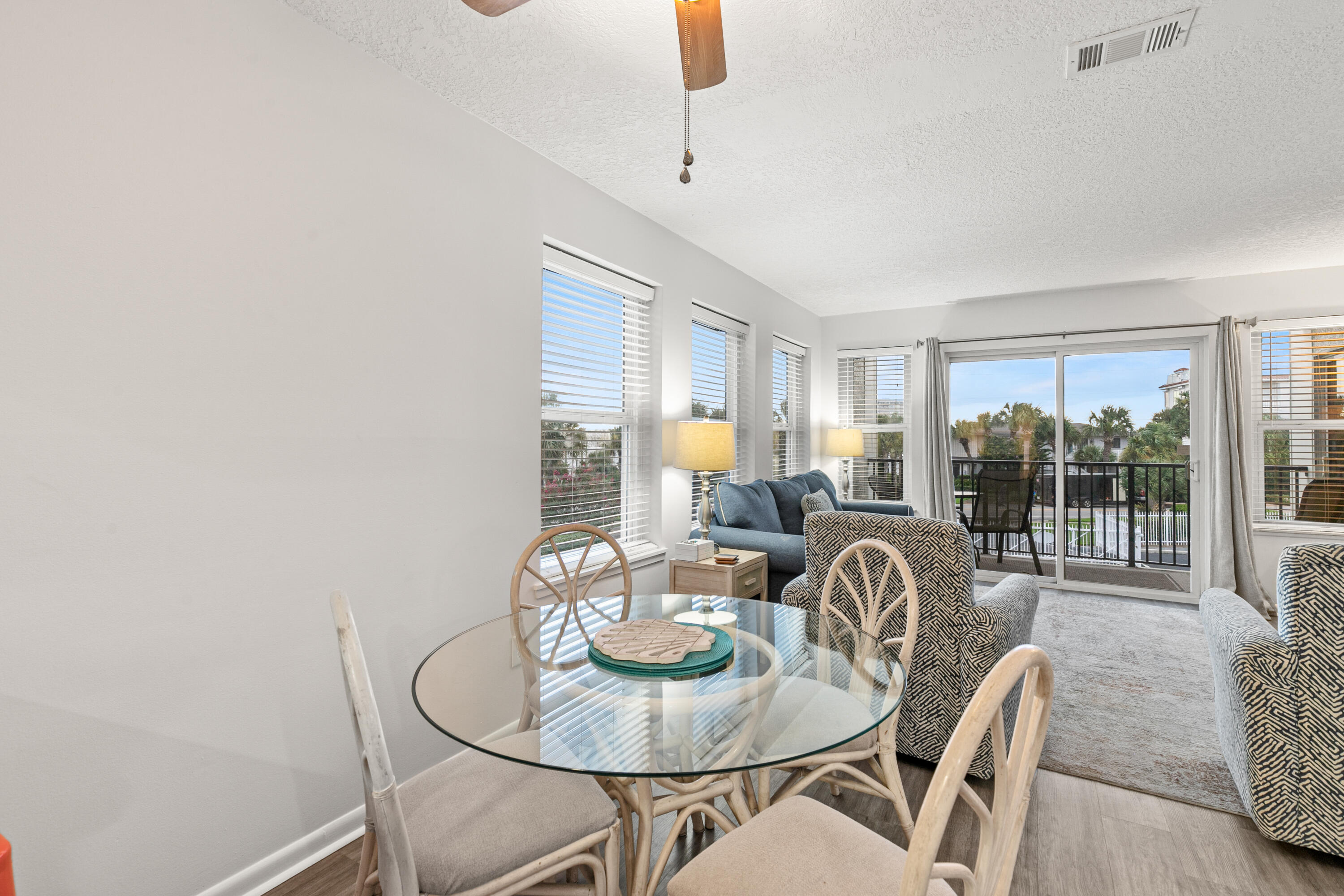 POOLSIDE VILLAS CONDO - Residential