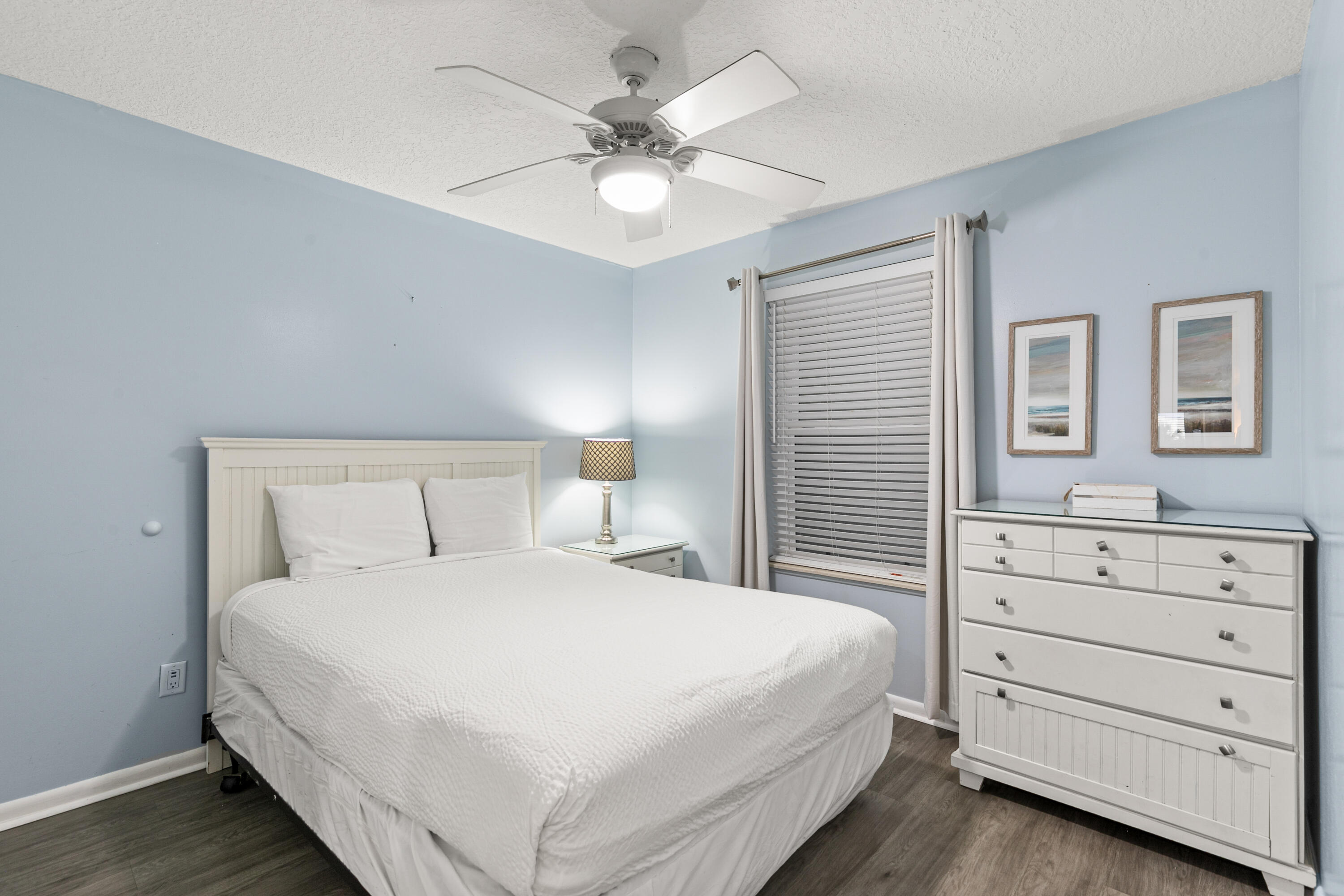 POOLSIDE VILLAS CONDO - Residential