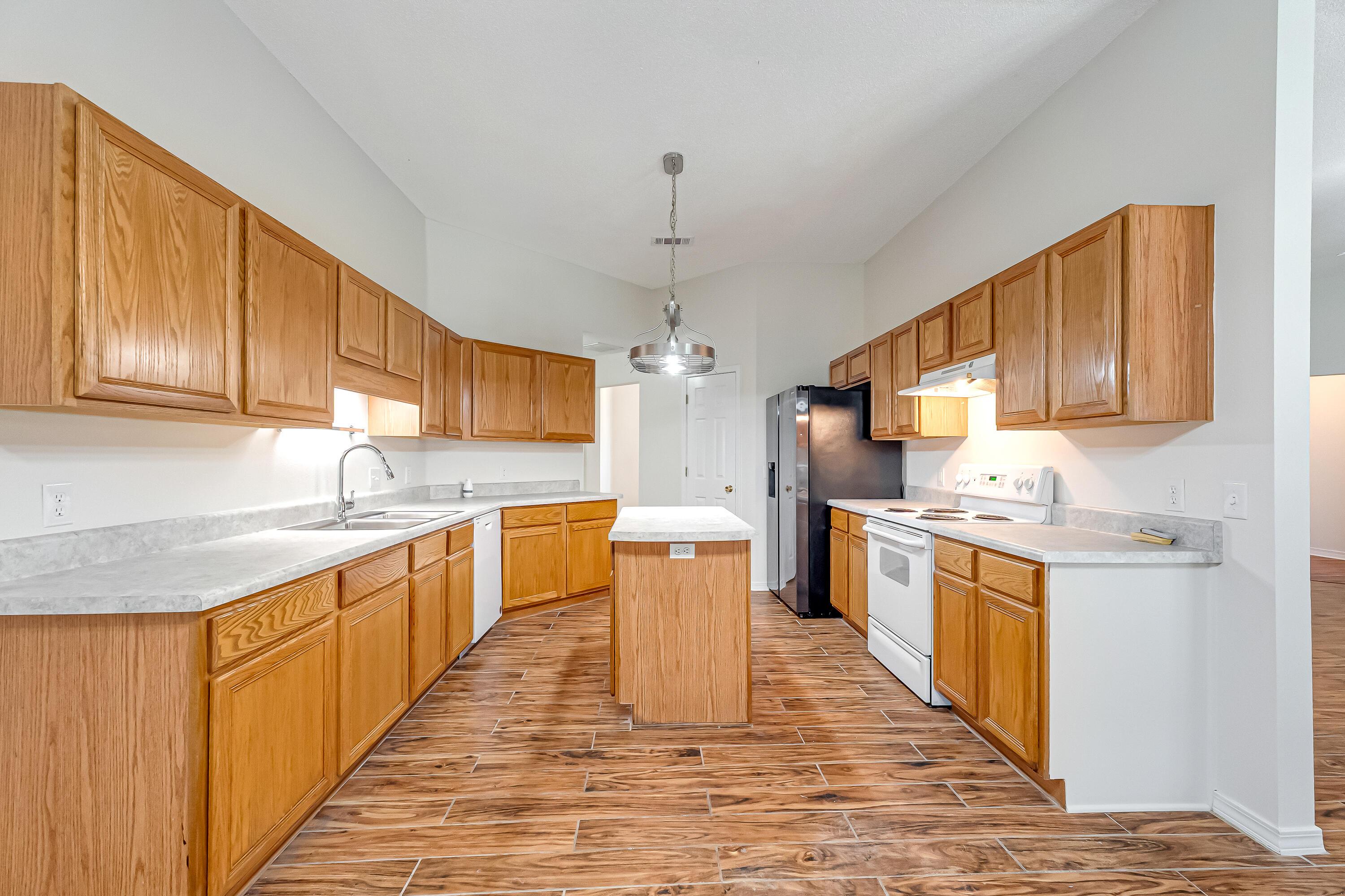 NORTHVIEW ESTATES 5TH ADDITION - Residential