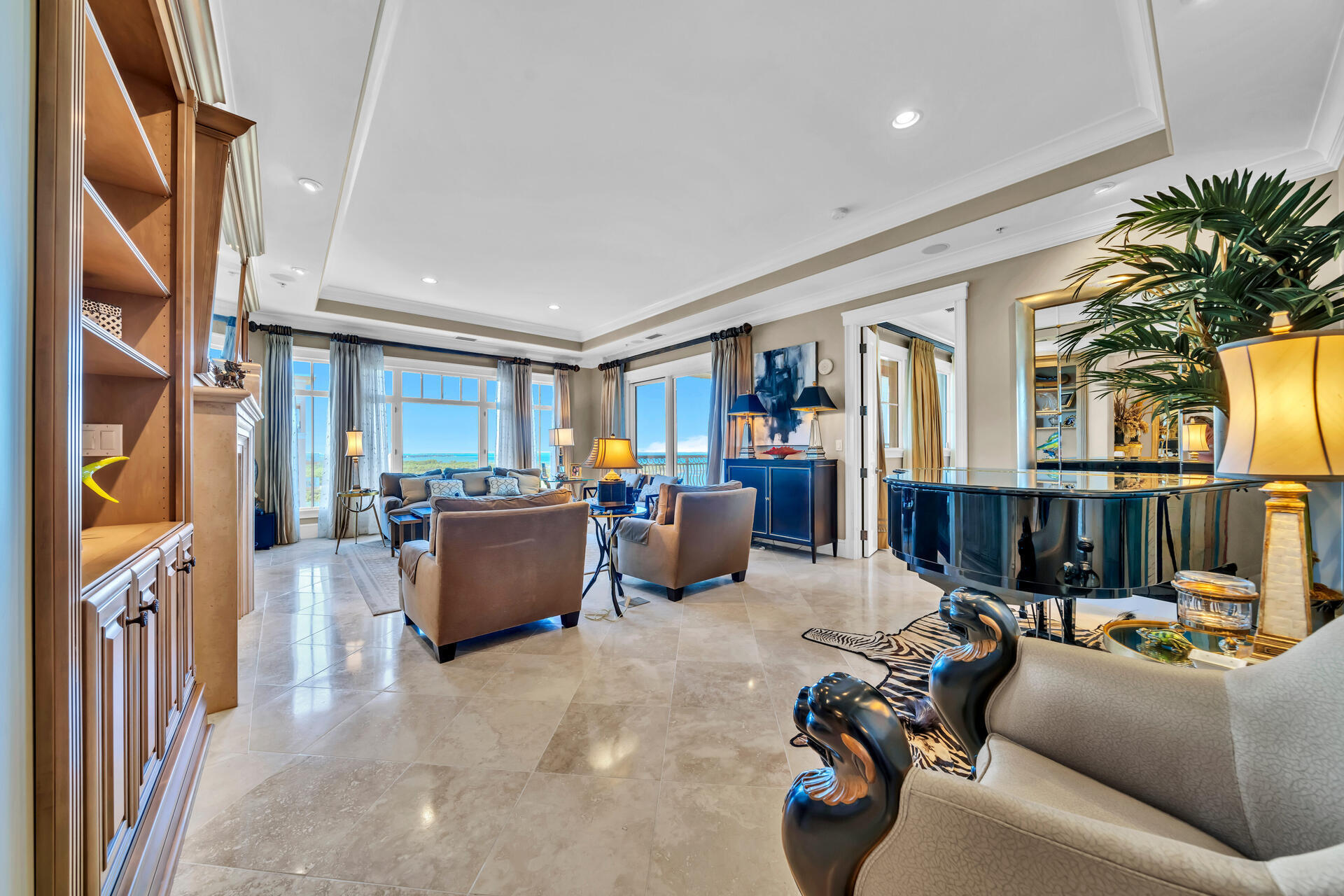 ONE WATER PLACE AT KELLY PLANTATION - Residential