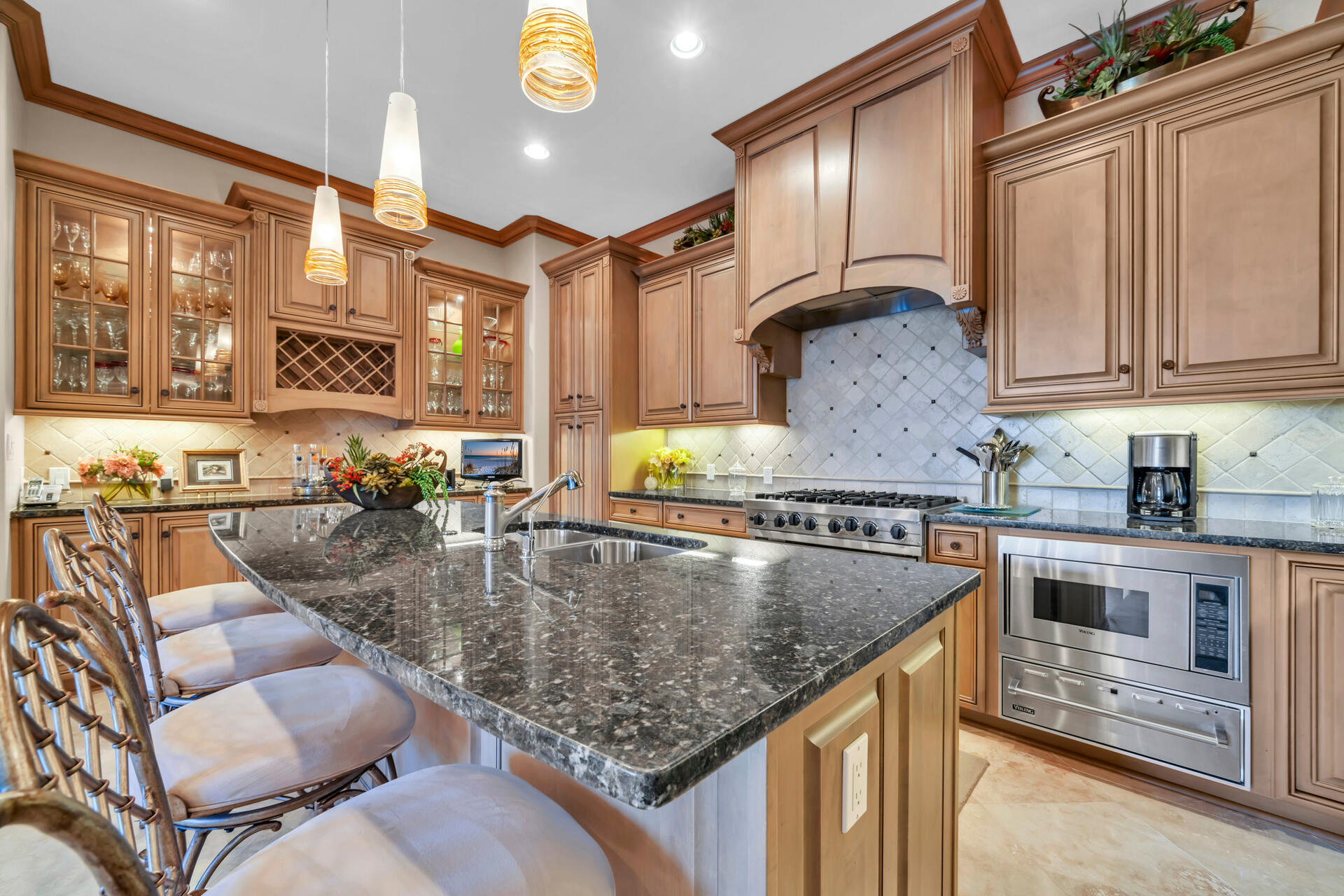 ONE WATER PLACE AT KELLY PLANTATION - Residential