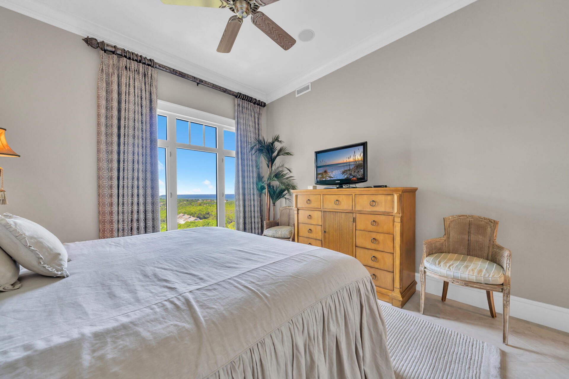 ONE WATER PLACE AT KELLY PLANTATION - Residential