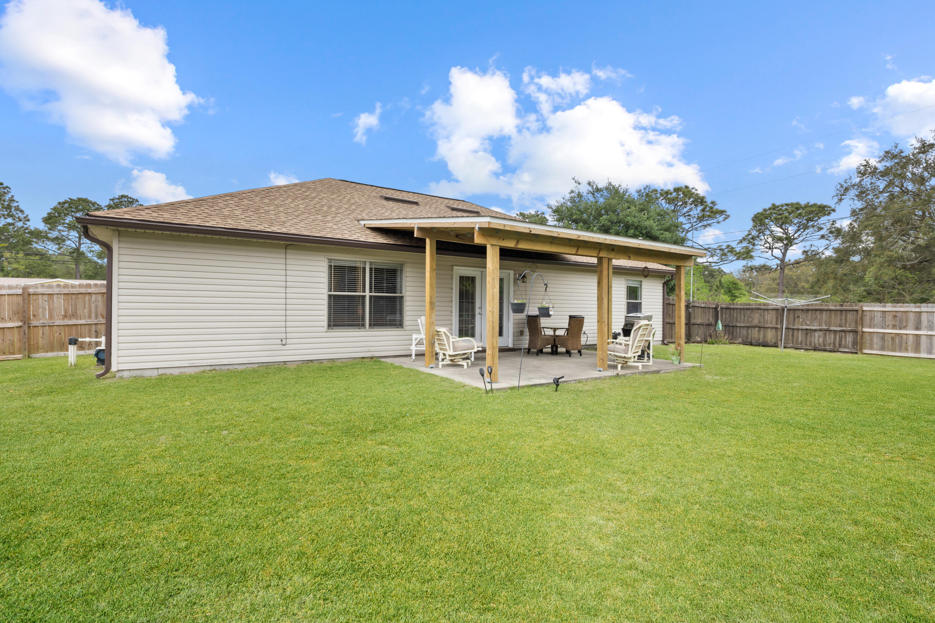 NAVARRE S/D 2ND ADDN - Residential
