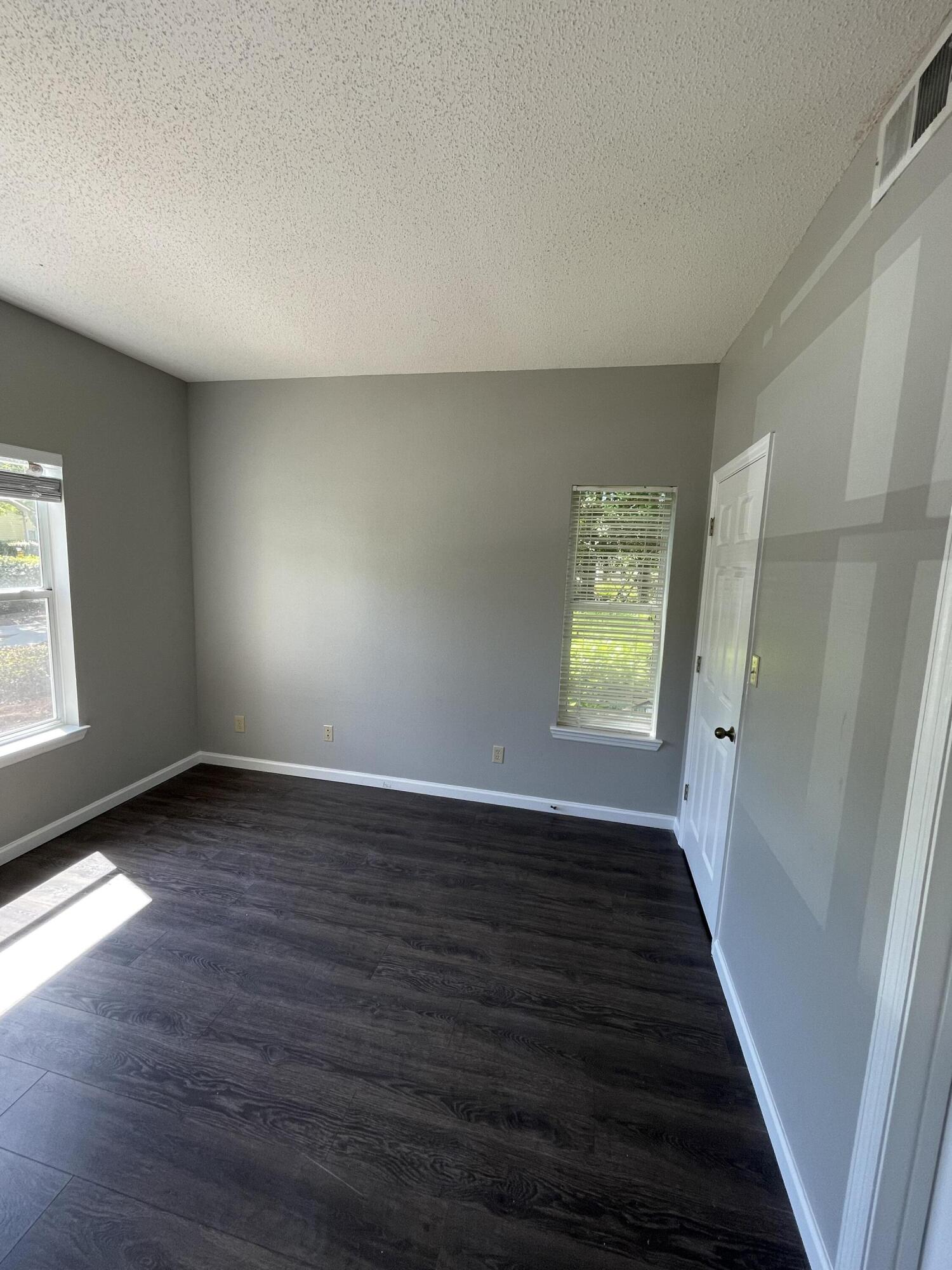 POINTE OF VIEW CONDO - Residential Lease