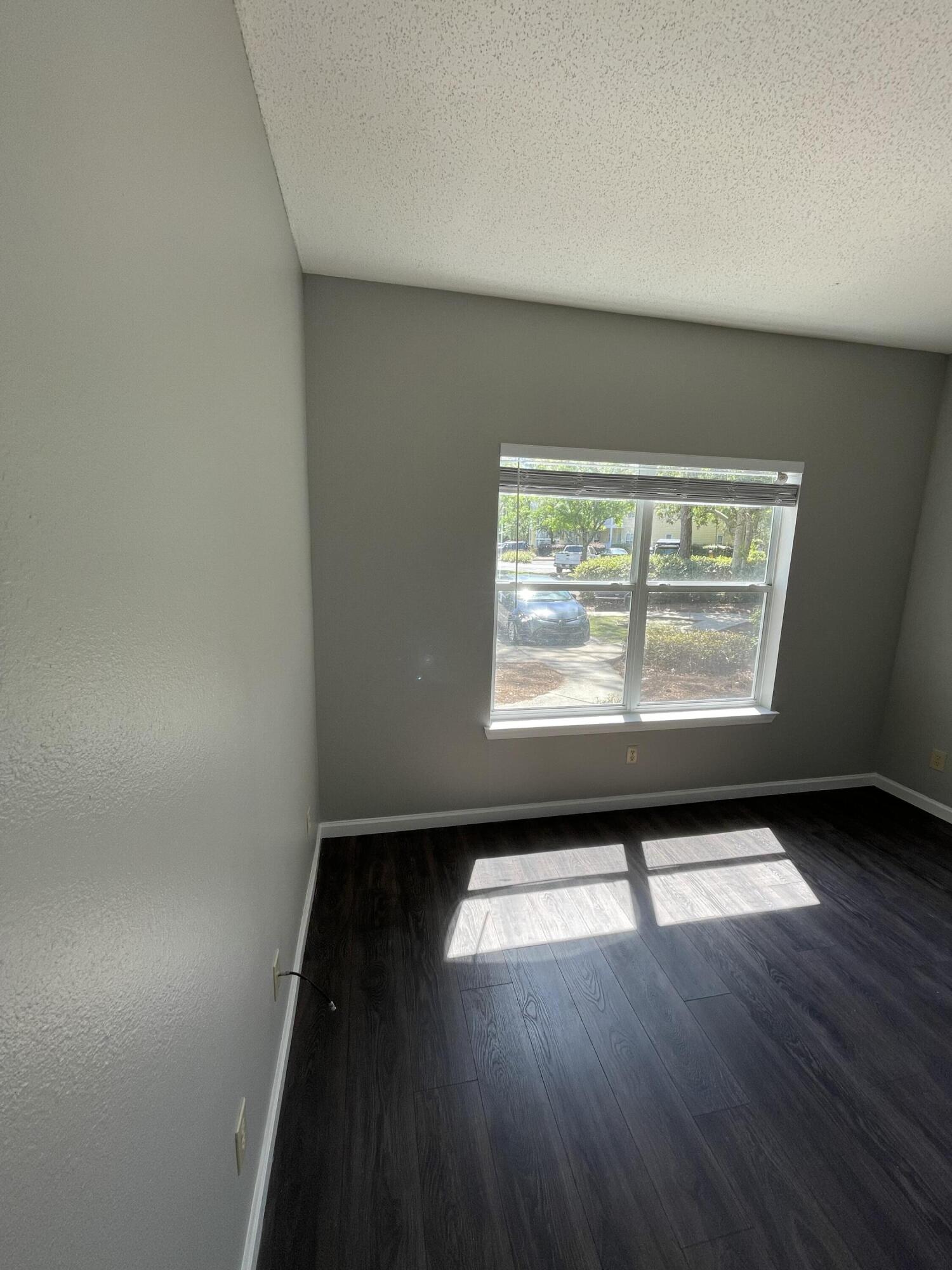 POINTE OF VIEW CONDO - Residential Lease