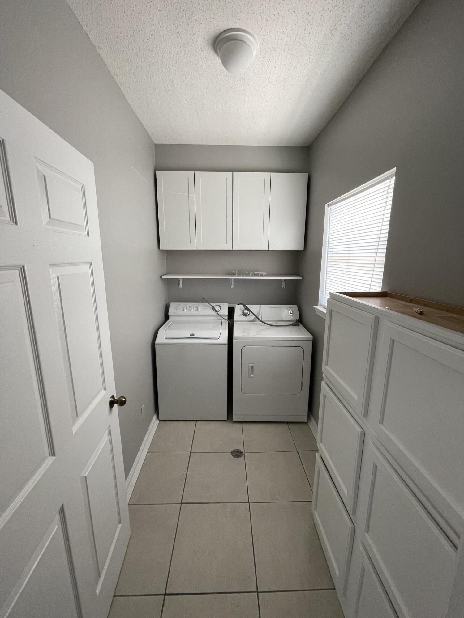 POINTE OF VIEW CONDO - Residential Lease