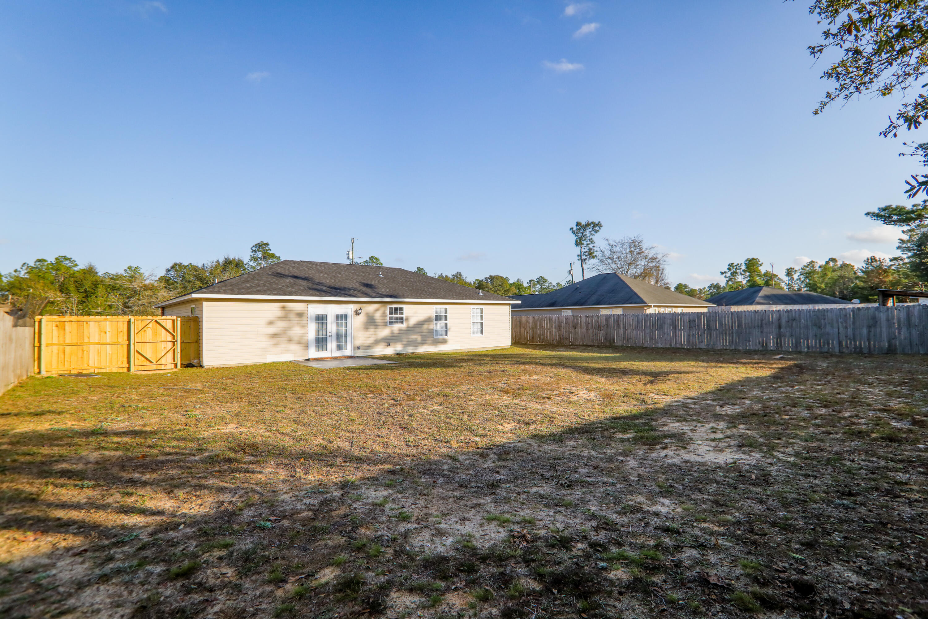 THE PINES - Residential
