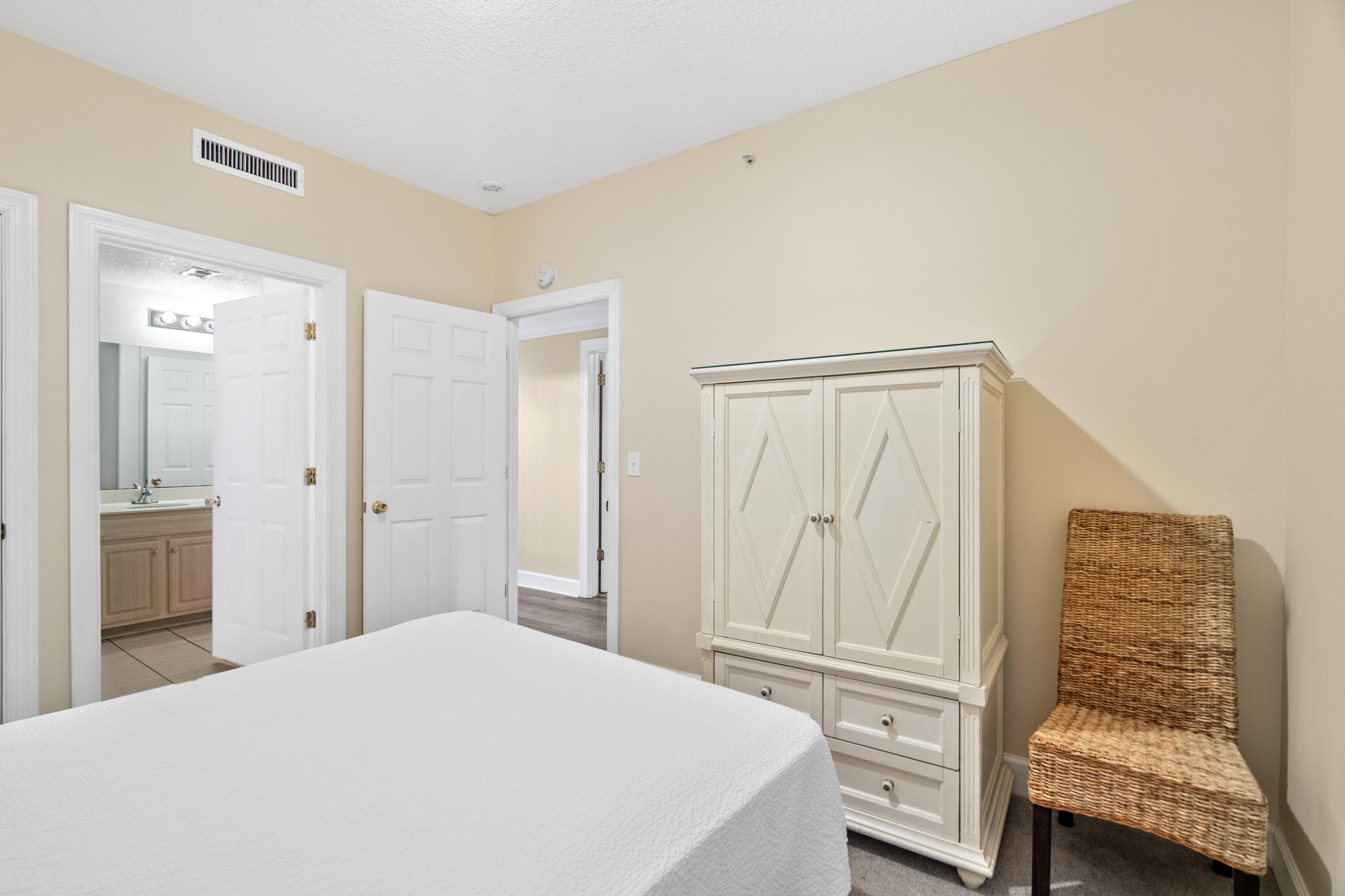 Ocean Ritz - Residential