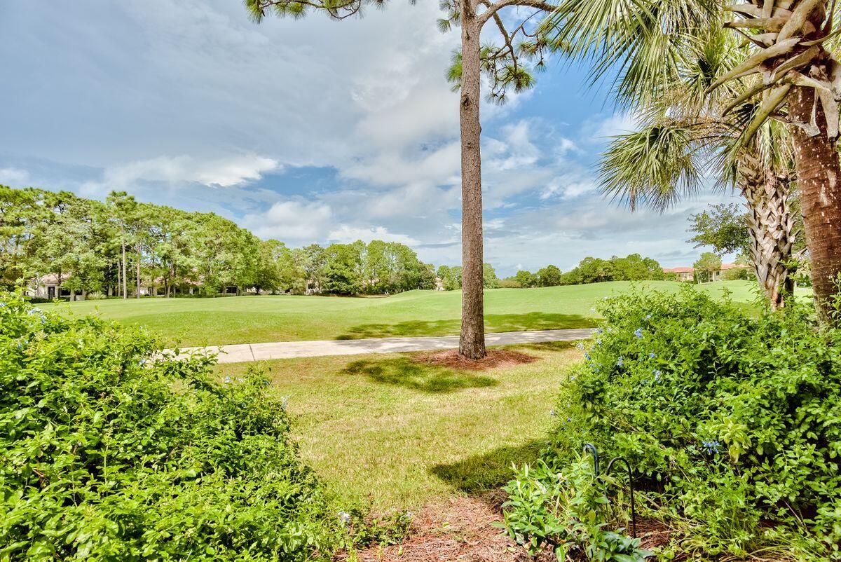 VILLA LAGO - Residential