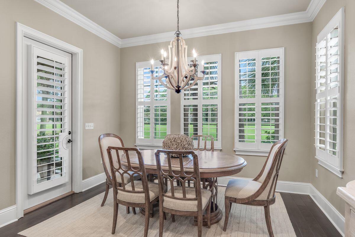 VILLA LAGO - Residential