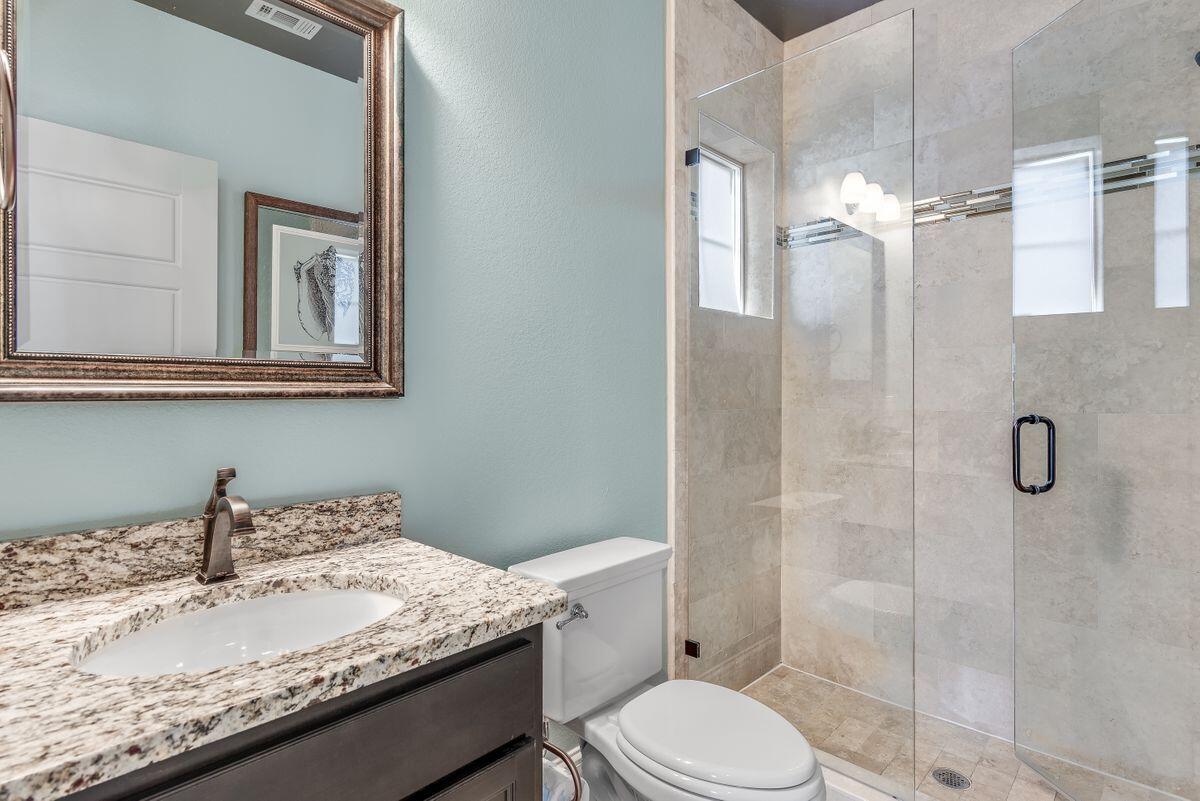 VILLA LAGO - Residential