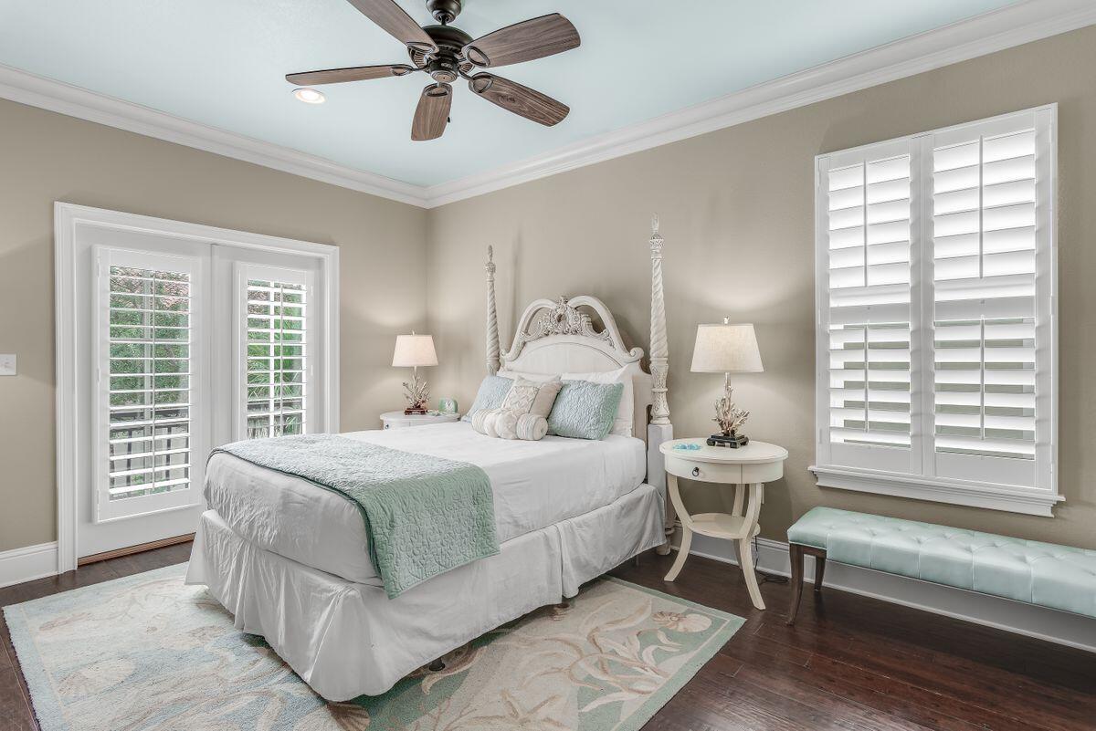 VILLA LAGO - Residential