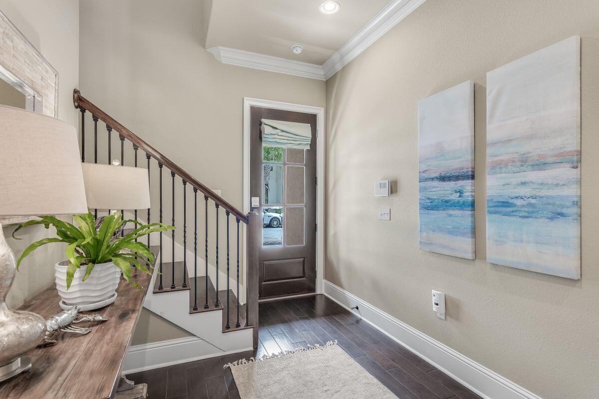 VILLA LAGO - Residential