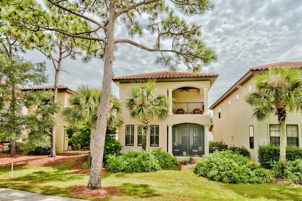 VILLA LAGO - Residential