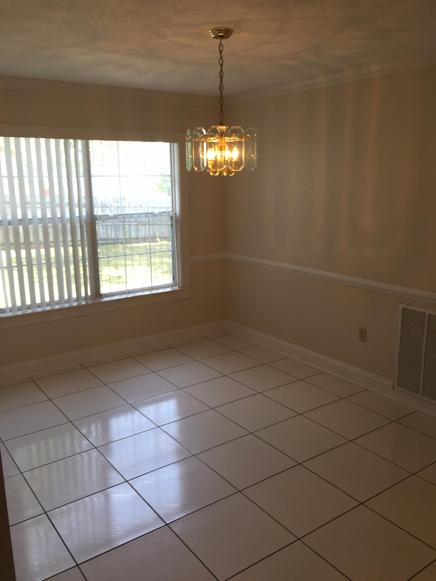 NORTHVIEW ESTATES - Residential Lease