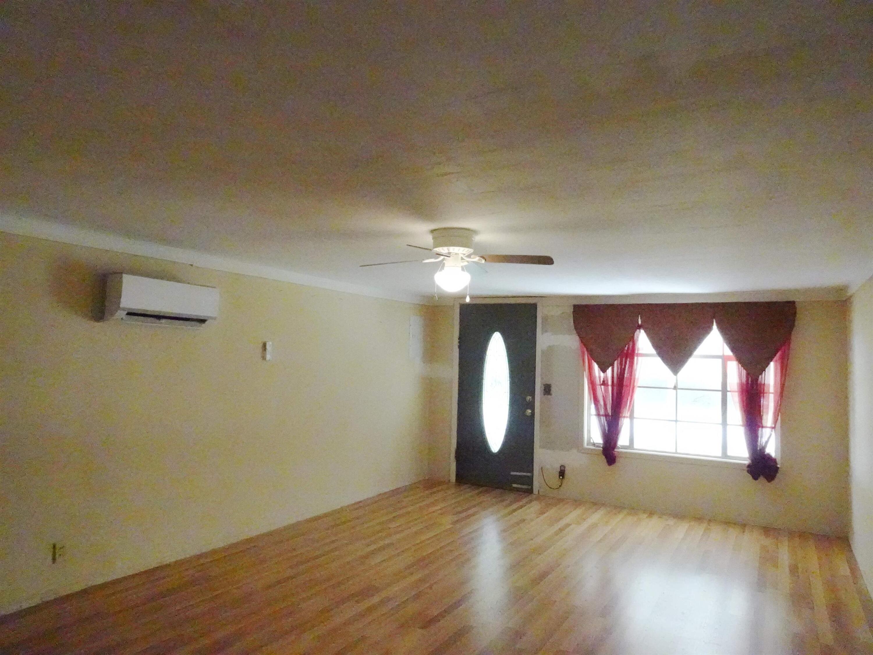 FLORALA RESIDENTIAL - Residential