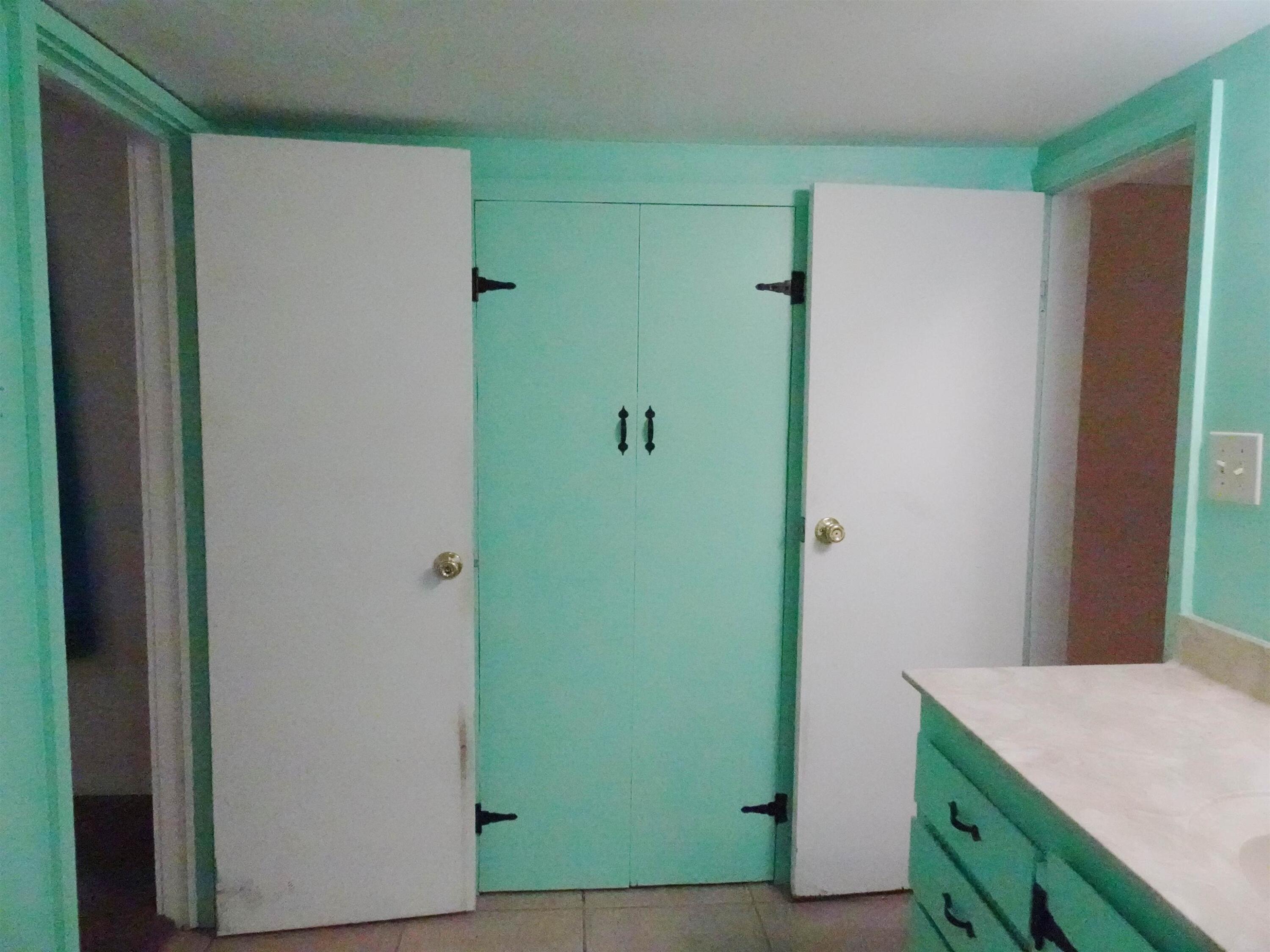 FLORALA RESIDENTIAL - Residential