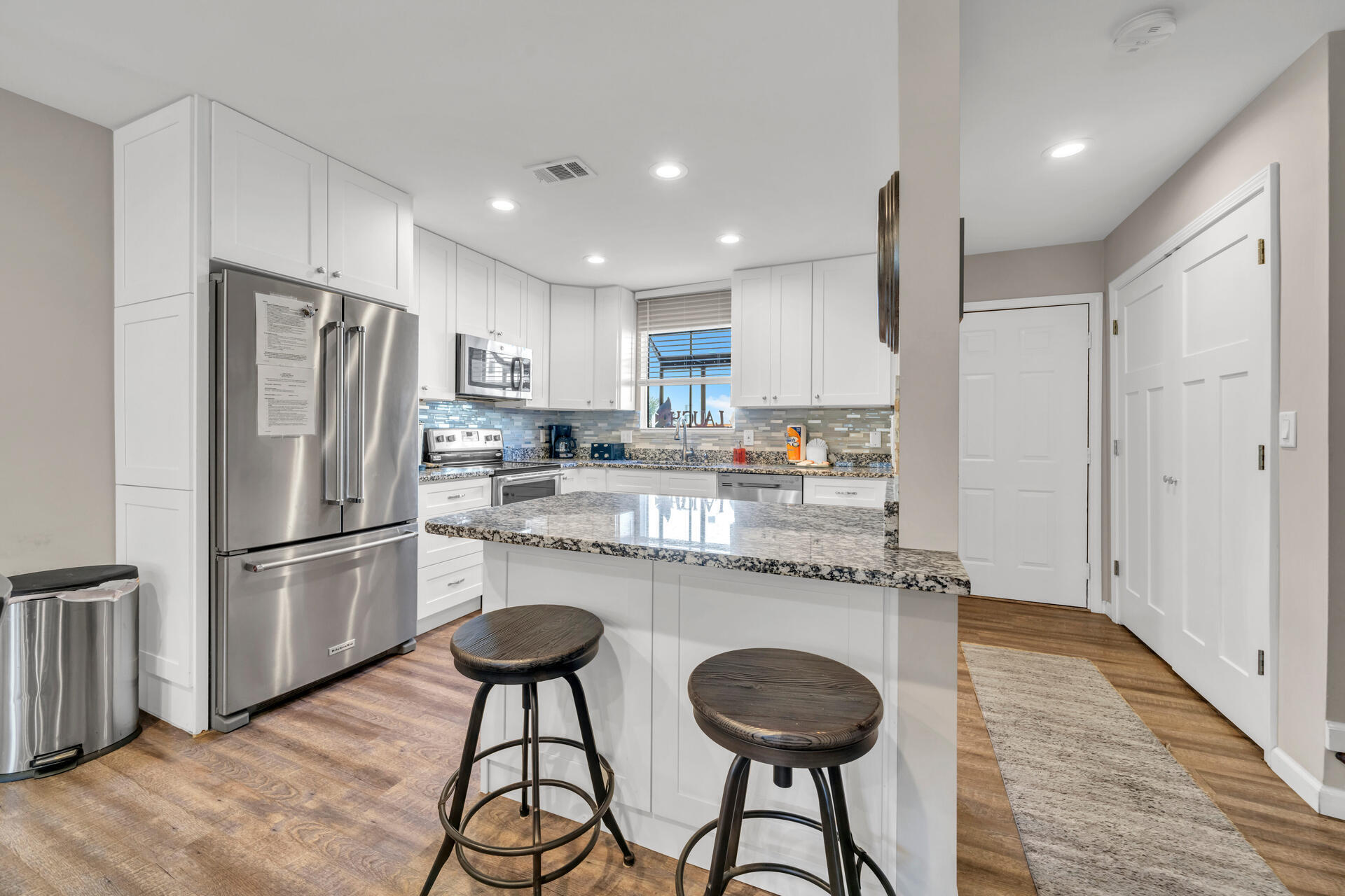 MISTY COVE TOWNHOMES PH II - Residential