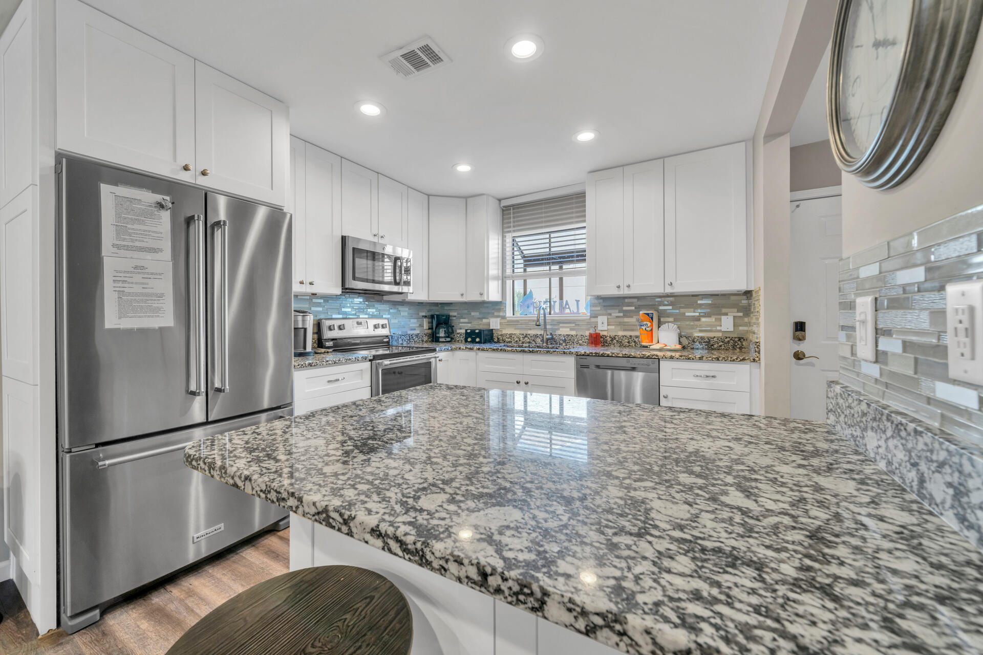 MISTY COVE TOWNHOMES PH II - Residential