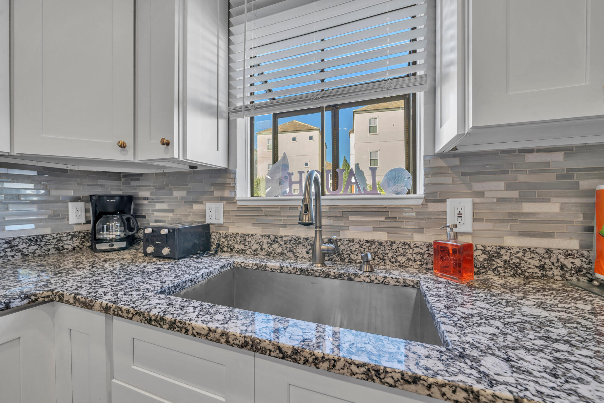 MISTY COVE TOWNHOMES PH II - Residential