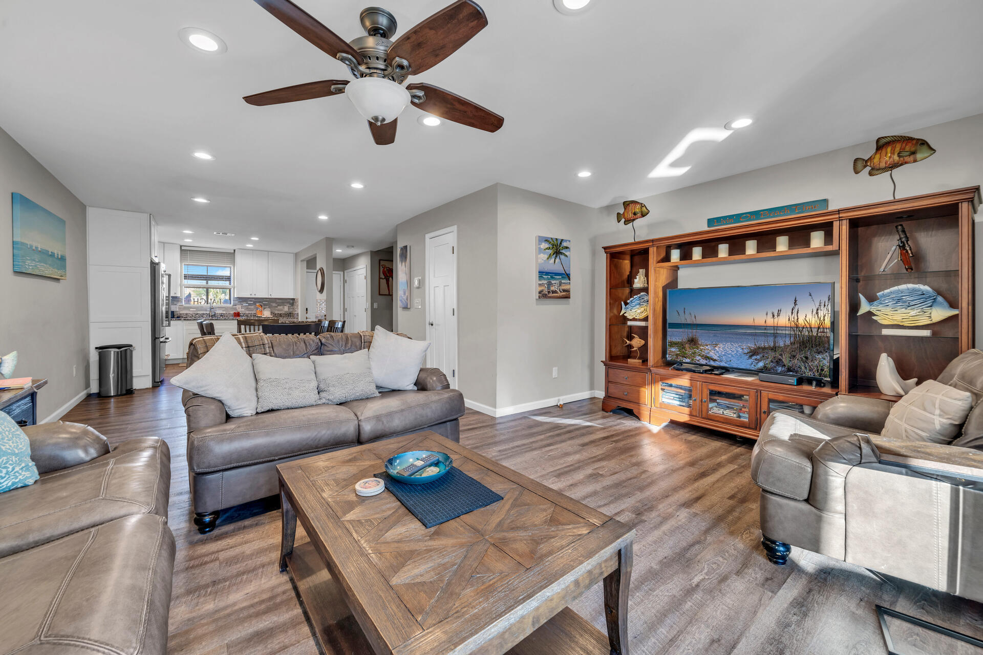 MISTY COVE TOWNHOMES PH II - Residential