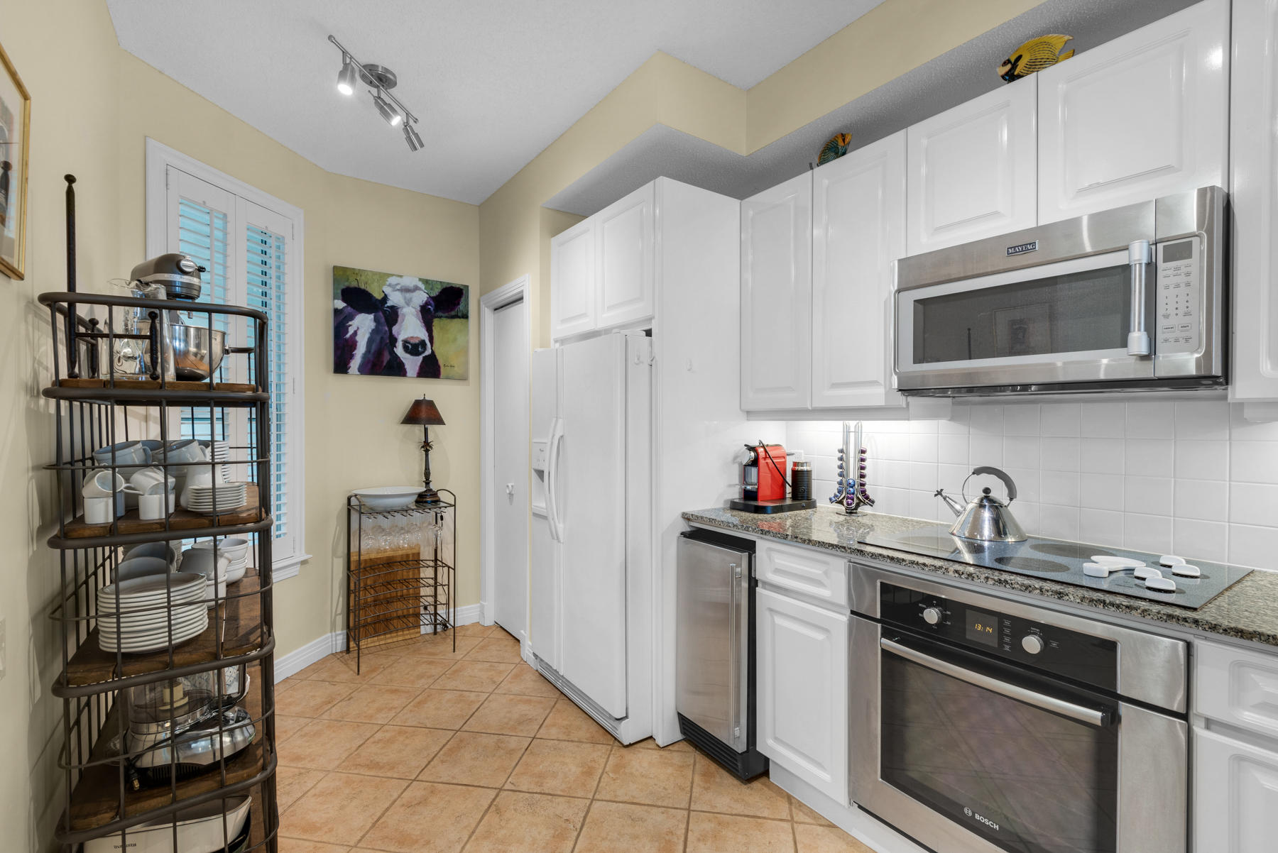 BEACH COLONY EAST CONDO - Residential