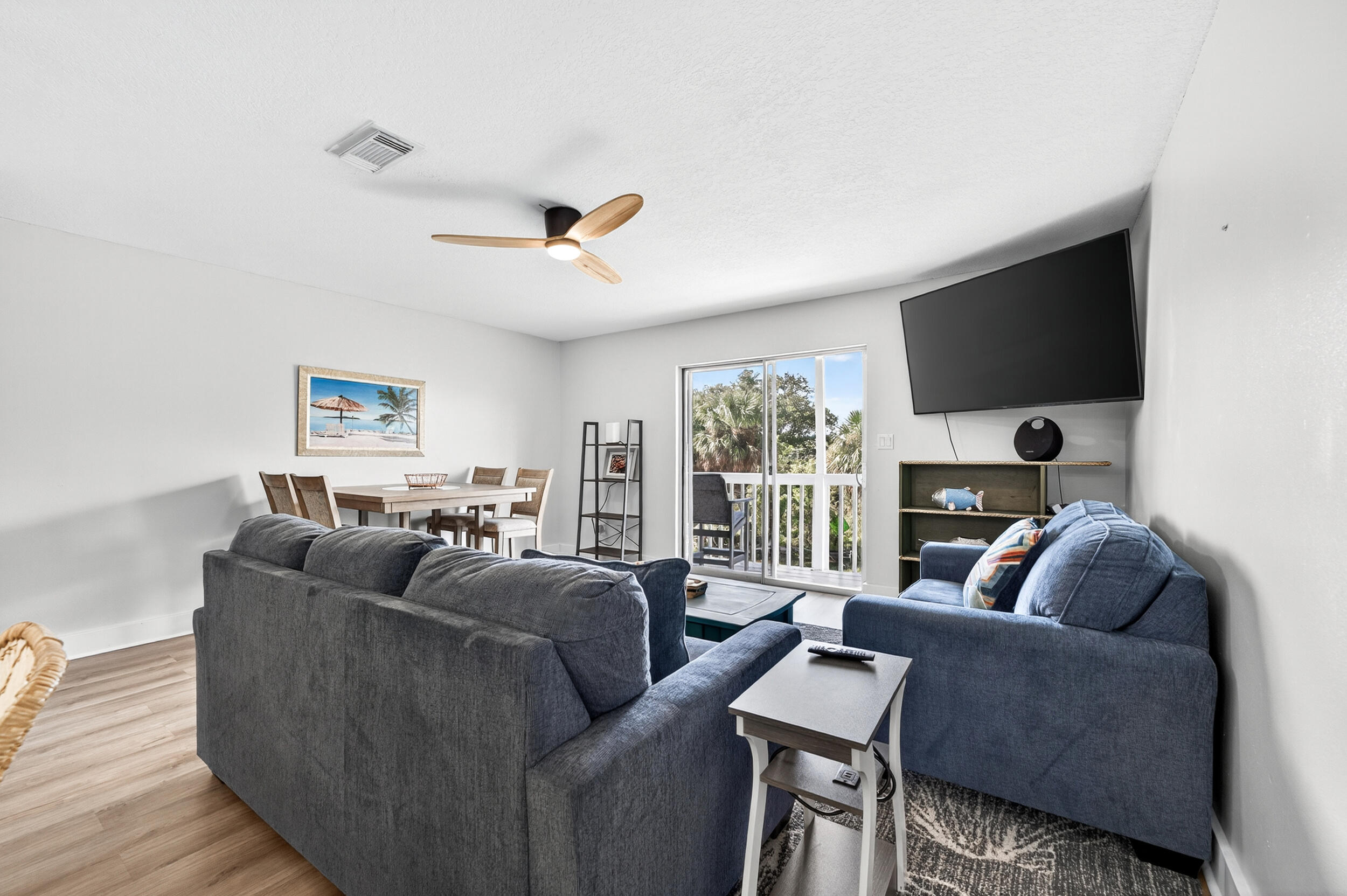 SIGUENZA COVE - Residential