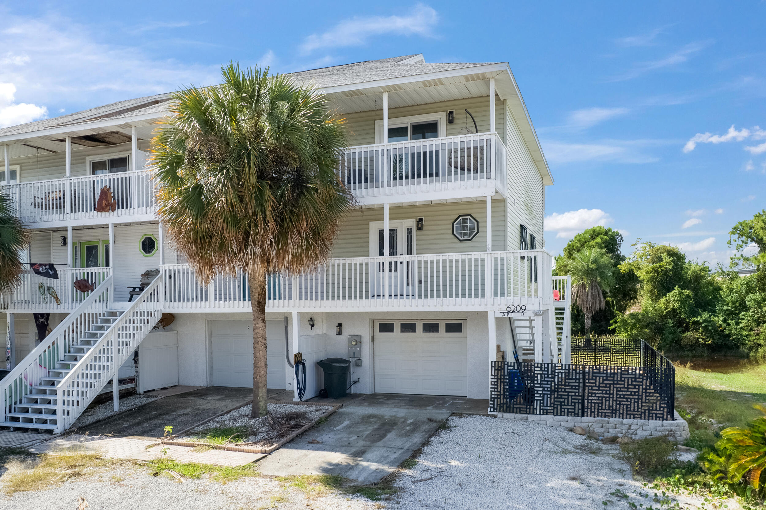 SIGUENZA COVE - Residential