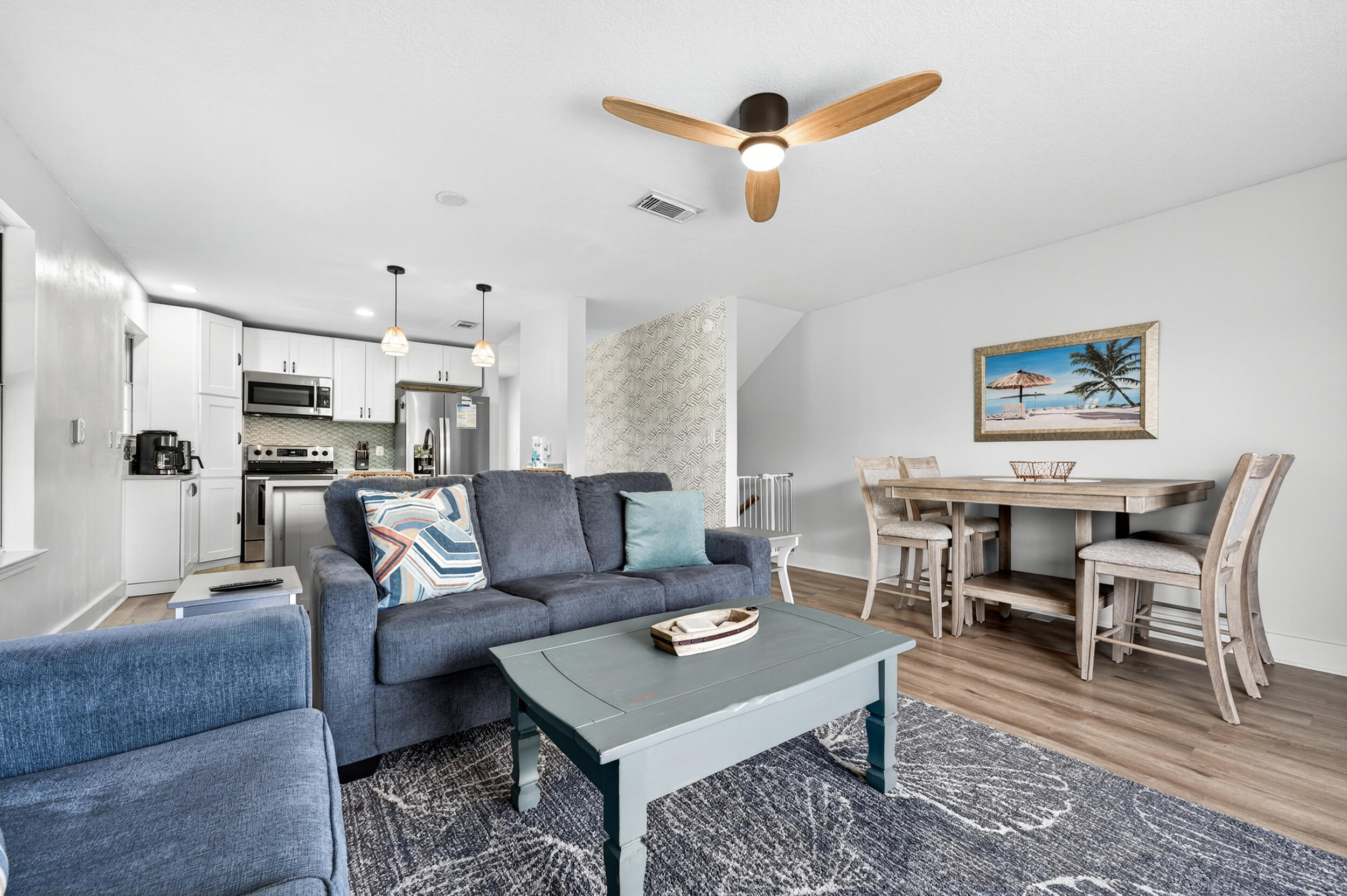 SIGUENZA COVE - Residential