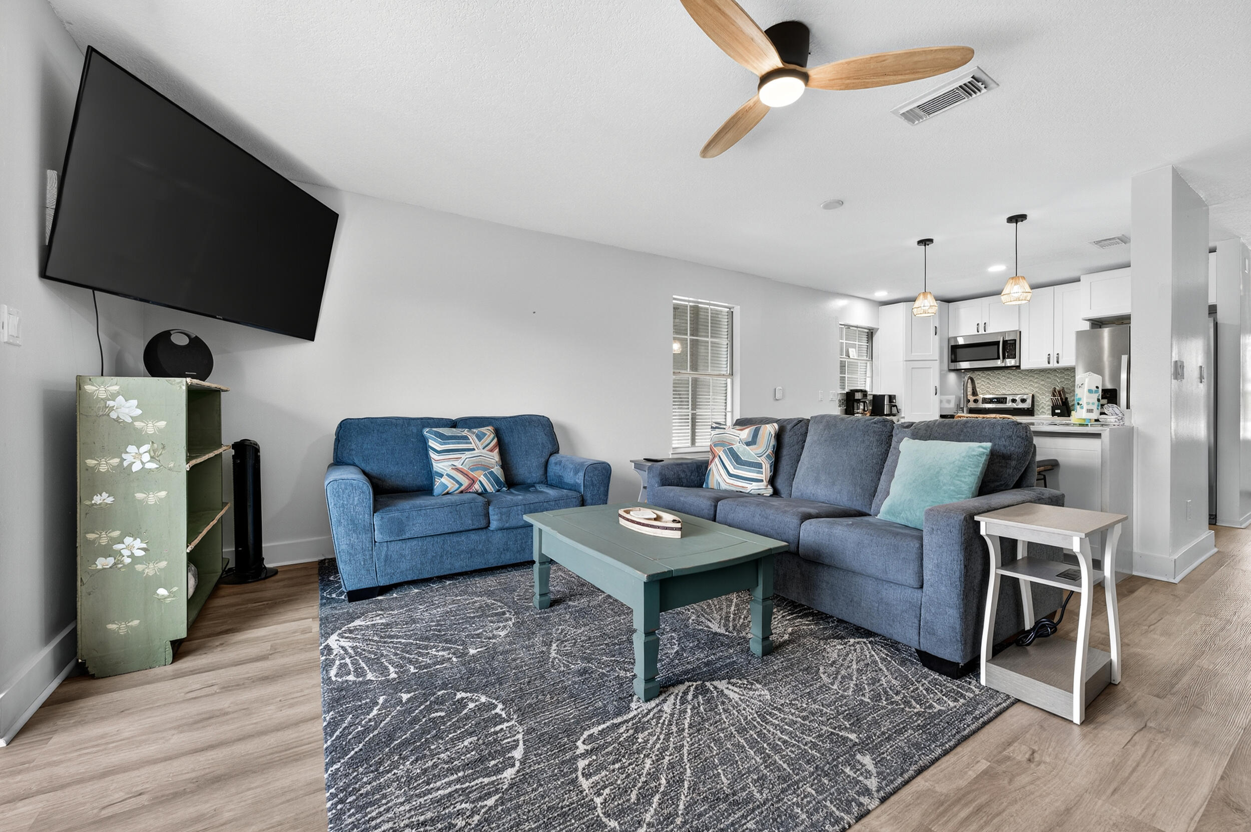 SIGUENZA COVE - Residential